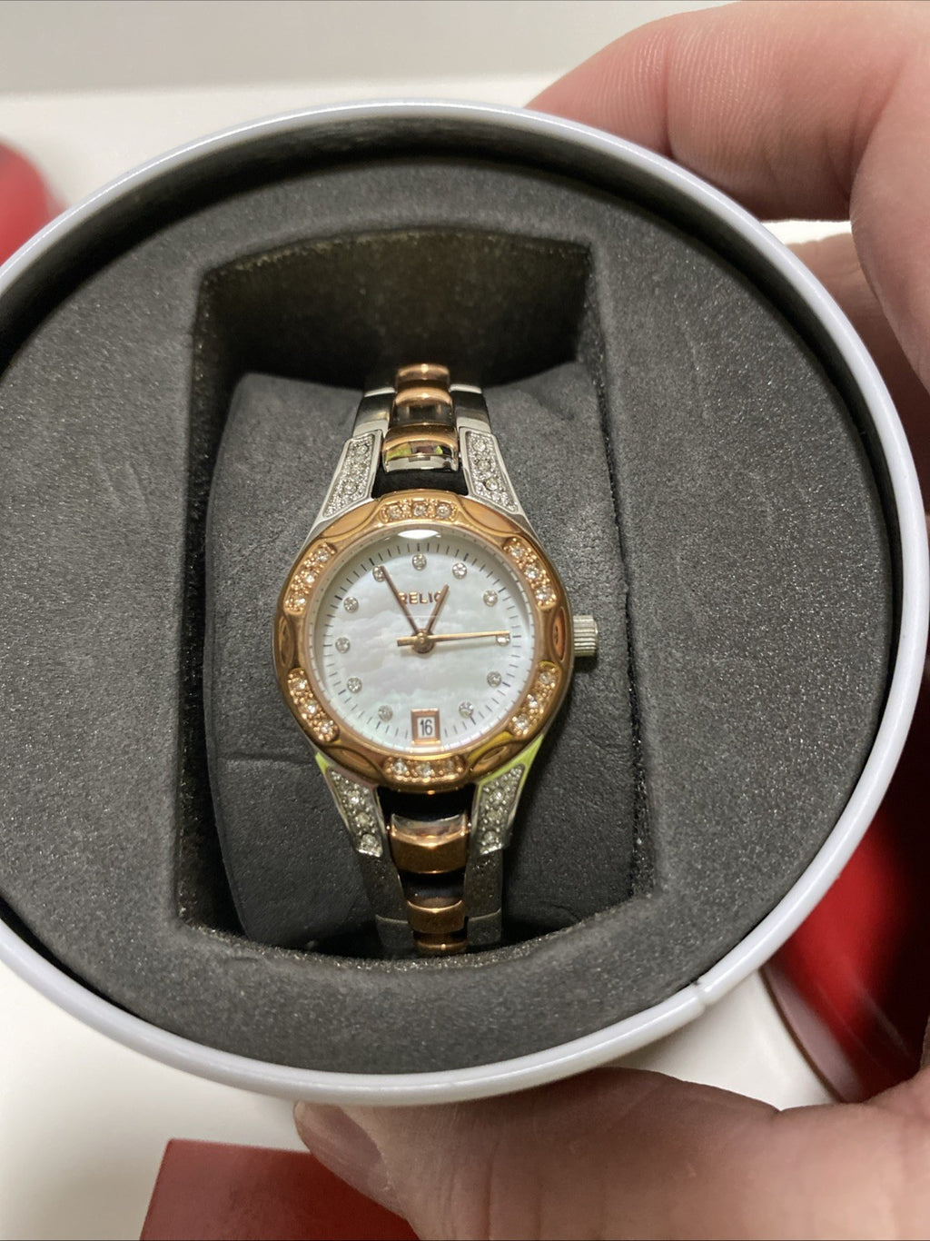 Relic Womens Watch ZR12118 Water Resistant 165ft.  Needs Battery