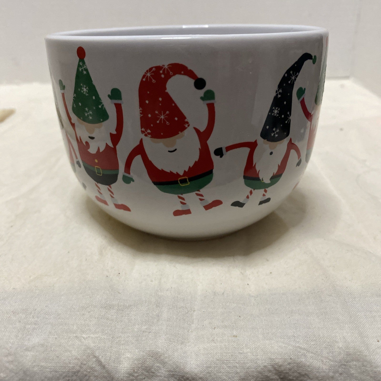 VINTAGE MSRF DESIGN STUDIO 18oz Jumbo Mug w Santa In Gnome Hats Coffee/Soup Mug