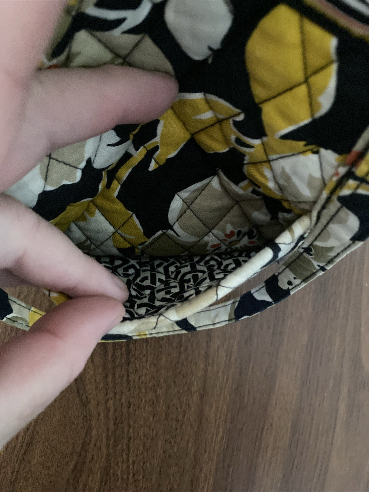 Vera Bradley Dogwood Tote/Purse And Wallet Set - Yellow, White, and Black