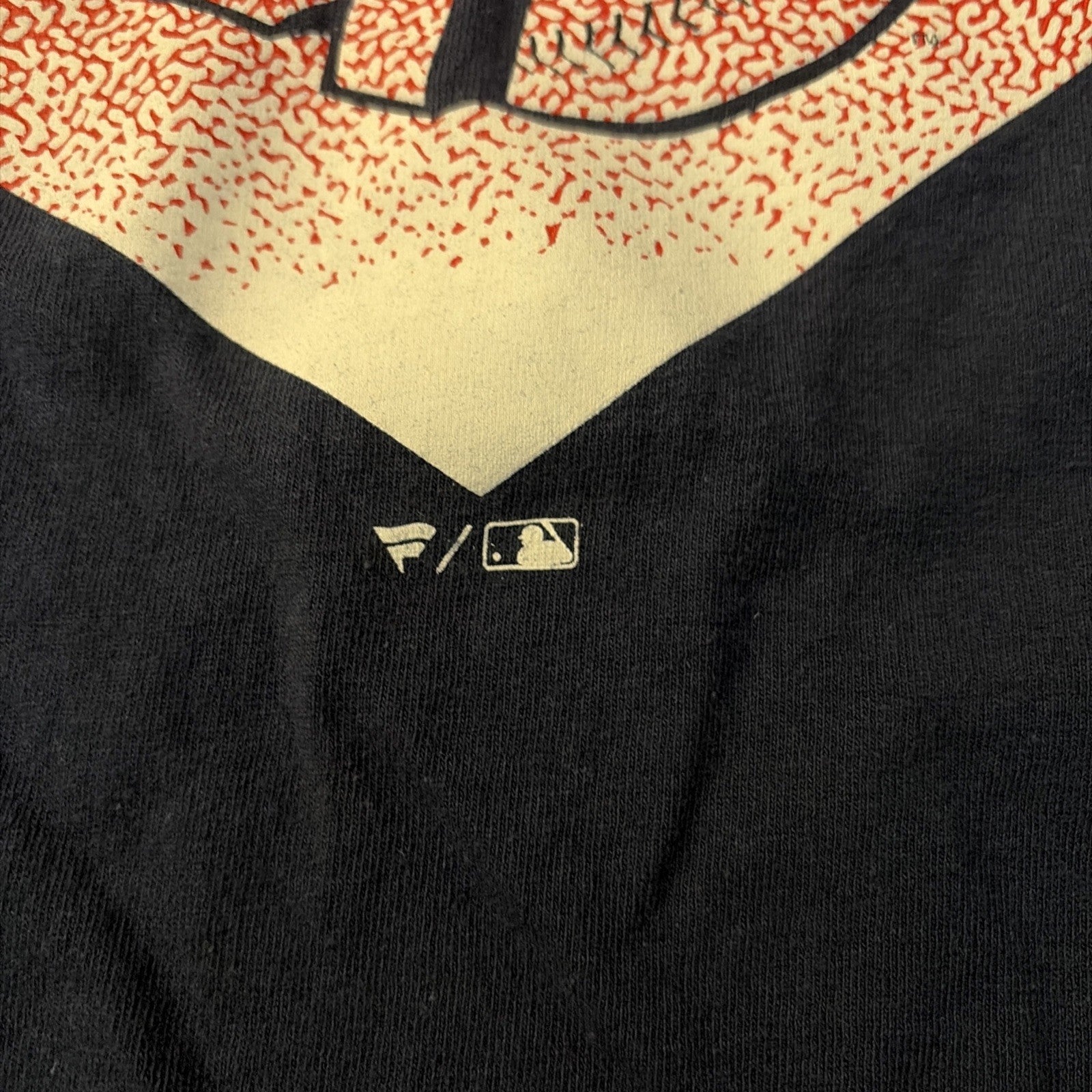 Fanatics MLB Men’s XL Cleveland Guardians Long Sleeve T-Shirt