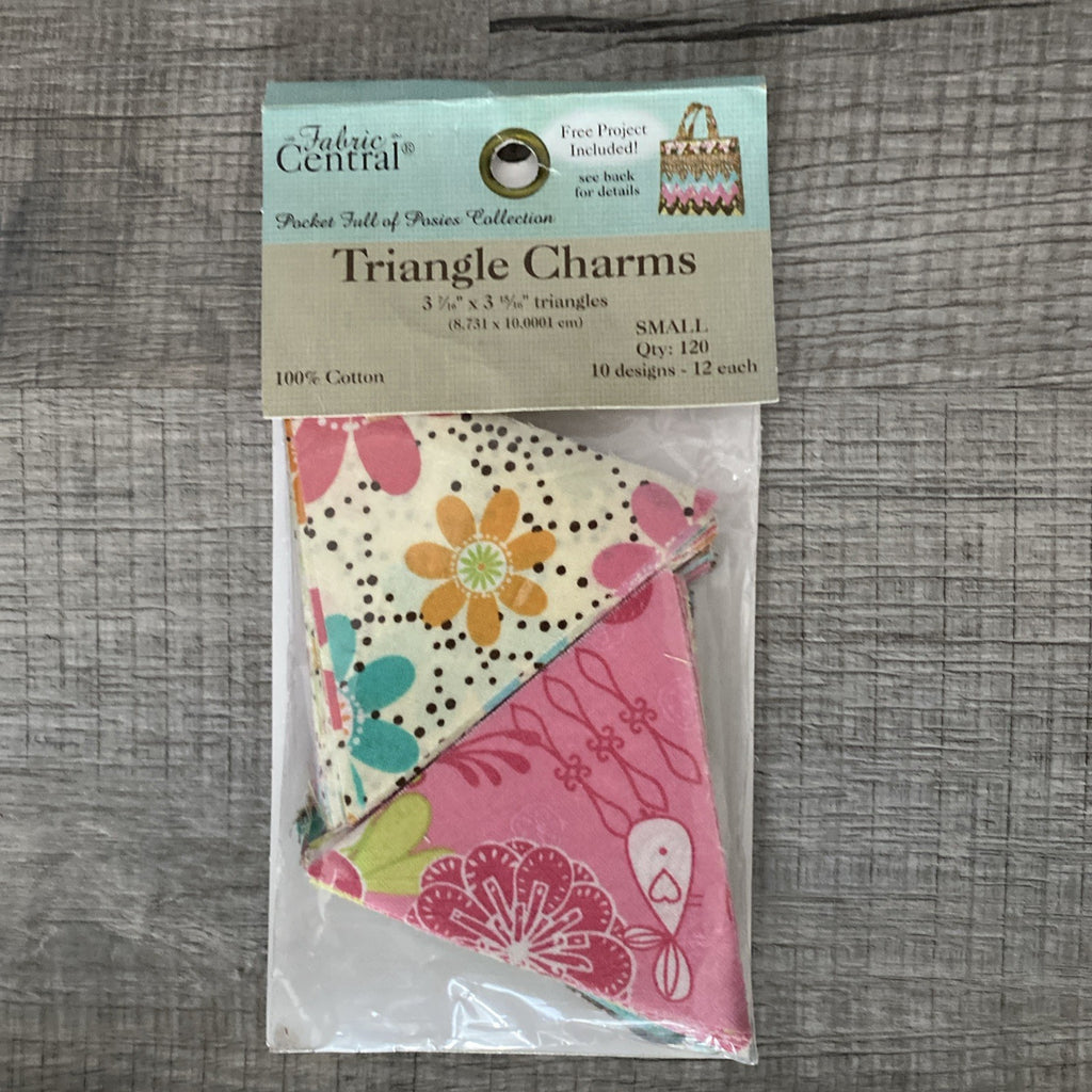 FABRIC CENTRAL TRIANGLE CHARMS, NIP, FREE PROJECT INCLUDED
