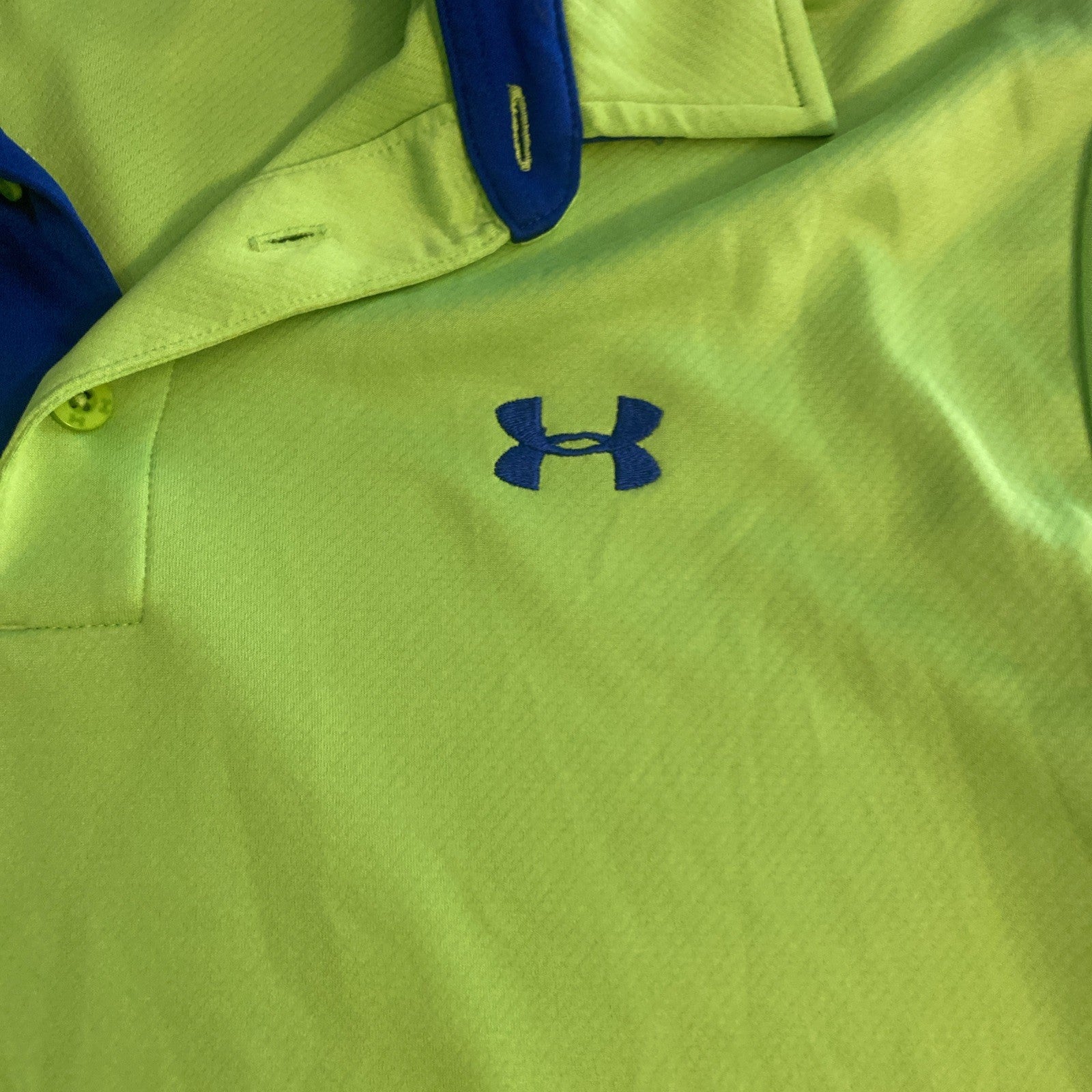 Under Armour heat gear size large men’s polo short sleeve shirt lime green