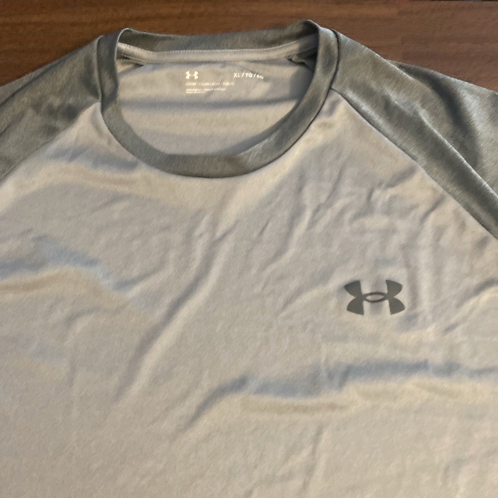 Under Armour extra-large sweat wicking T-shirt short sleeve gray