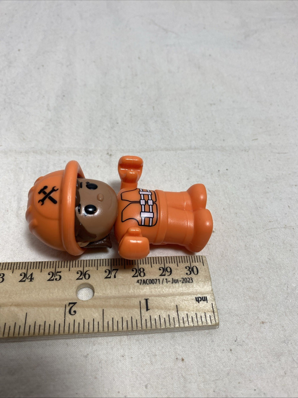 Handy Construction Worker Action Figure  2.5" Moveable Limbs Toy