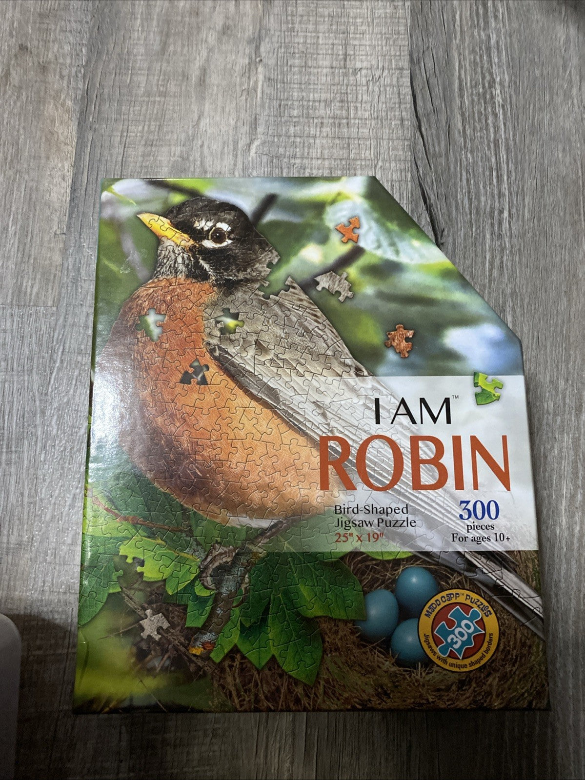 Madd Capp: I AM Robin - 300 Piece Puzzle - Bird Shaped Puzzle