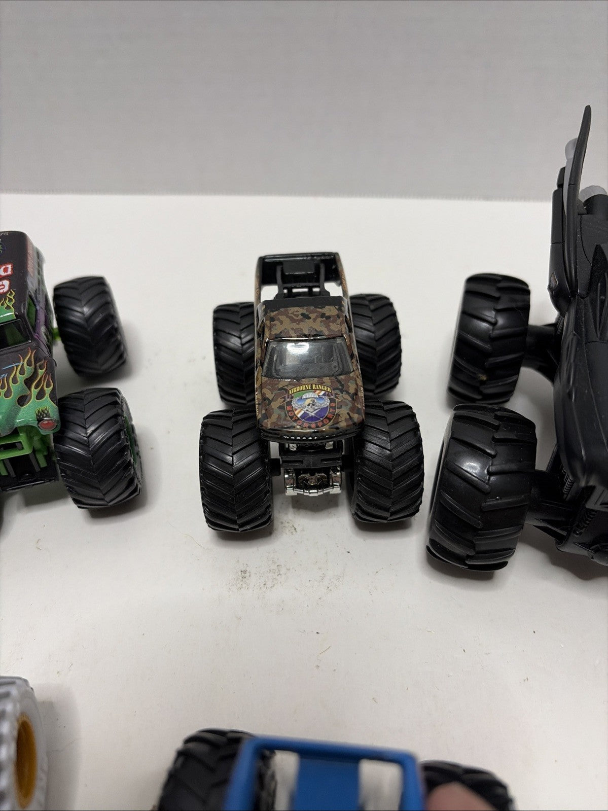 Monster Jam Lot Of 6 Diecast 1:64 Scale Monster Trucks