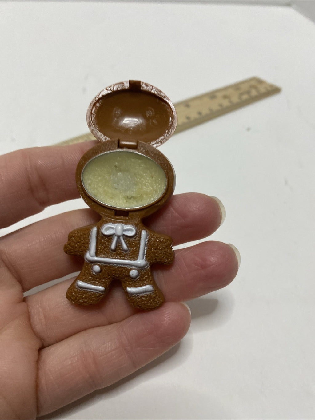 VTG 1972 Unused Avon Fragrance Glace Pin Pal  Gingerbread Man White Frosting