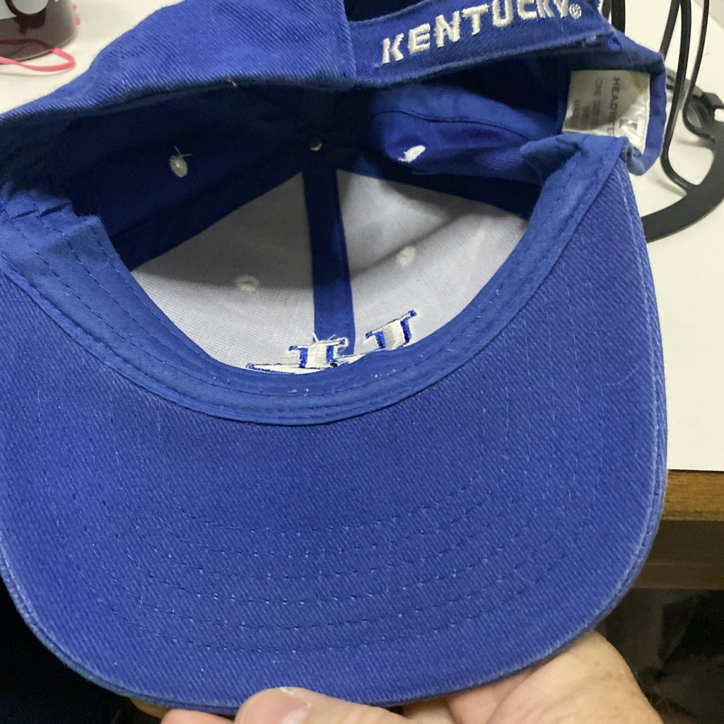 Vintage University of Kentucky UK Wildcats Hat Cap Signatures Adjustable NCAA
