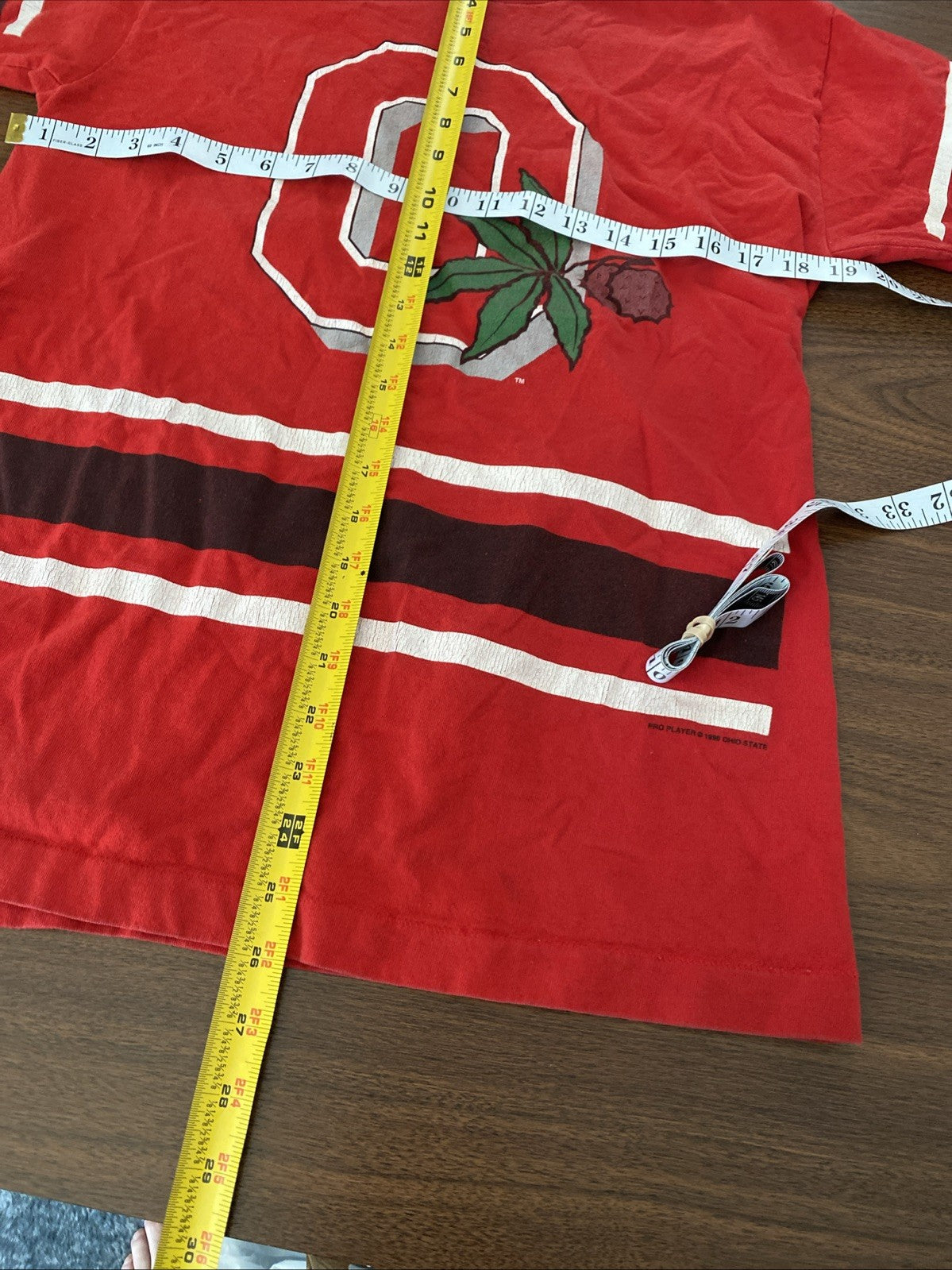 Ohio State buckeye T-shirt unisex size Large pictures for measurements