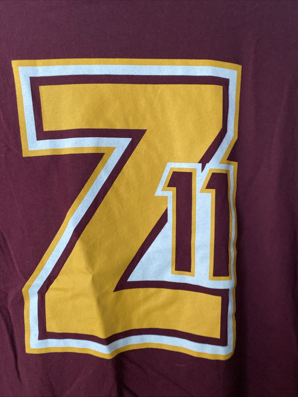 Delta T-Shirt Men XL Maroon Cleveland Cavaliers Zydrunas Ilgauskas #11 Crew Neck