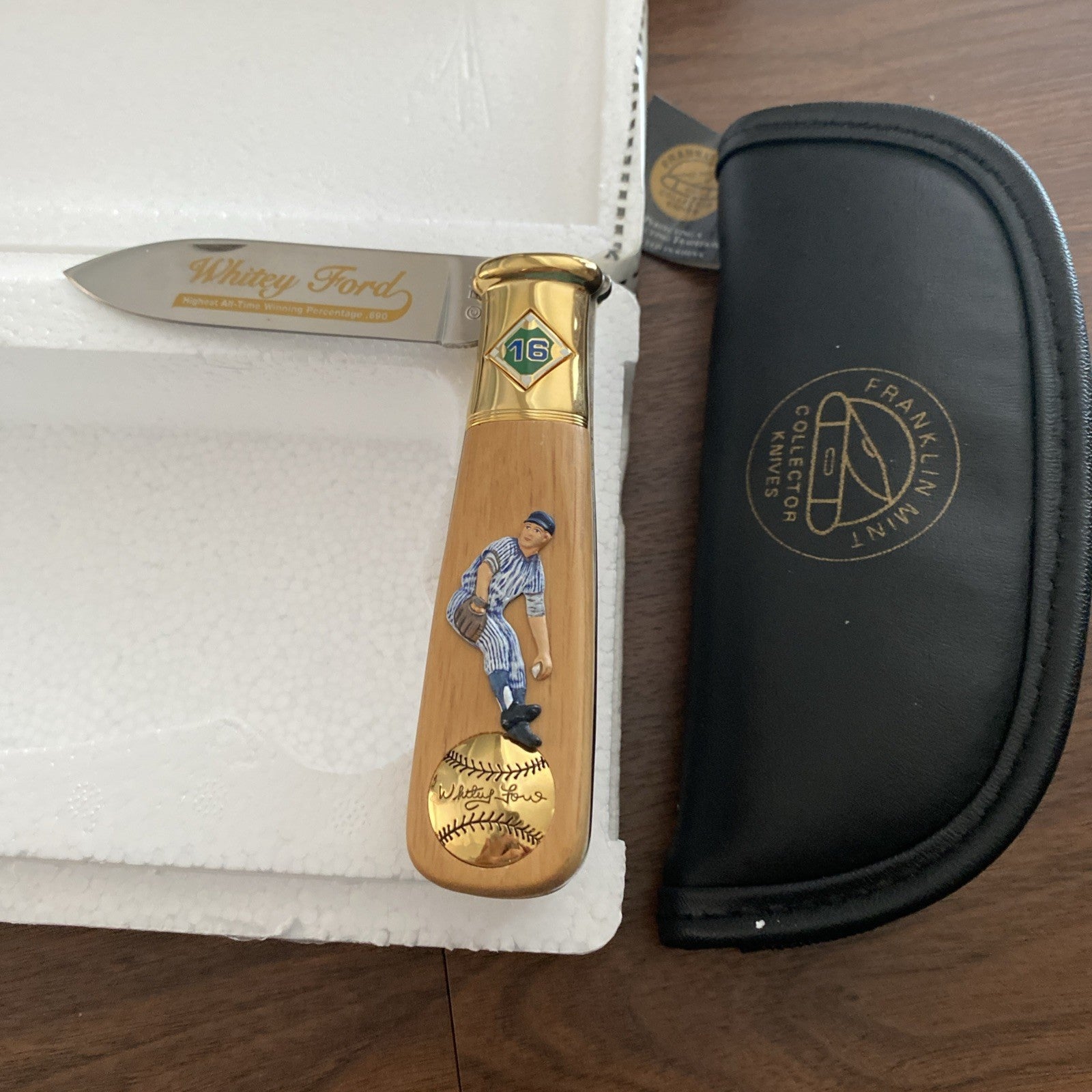 VINTAGE THE WHITEY FORD COLLECTOR  KNIFE BY THE FRANKLIN MINT RARE