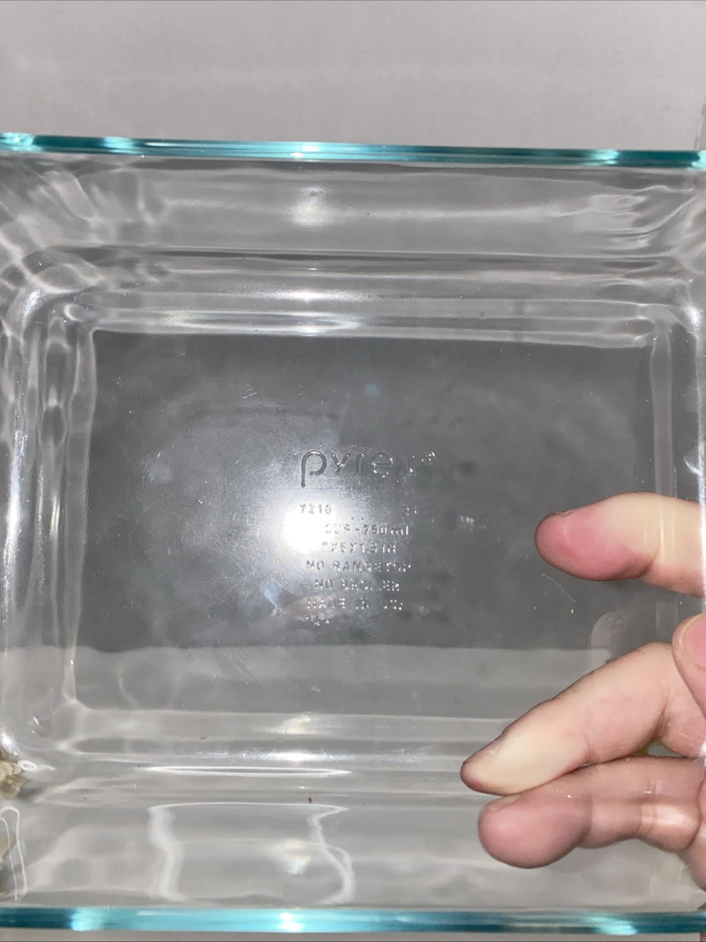 Vintage  PYREX 3 Cup Aqua Glass Baking Pan 7210 7" x5" x 1.5"  Made In USA