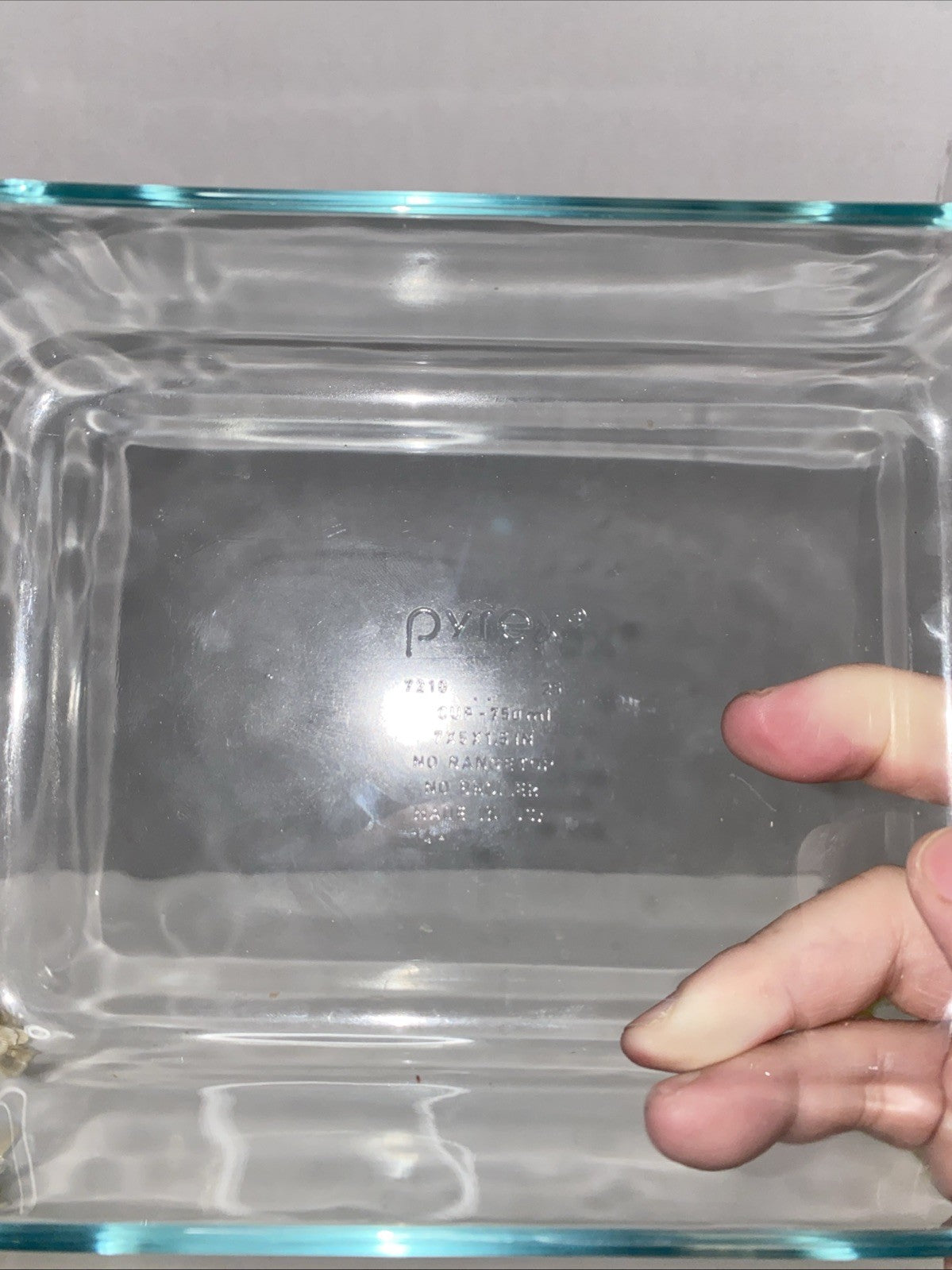 Vintage  PYREX 3 Cup Aqua Glass Baking Pan 7210 7" x5" x 1.5"  Made In USA