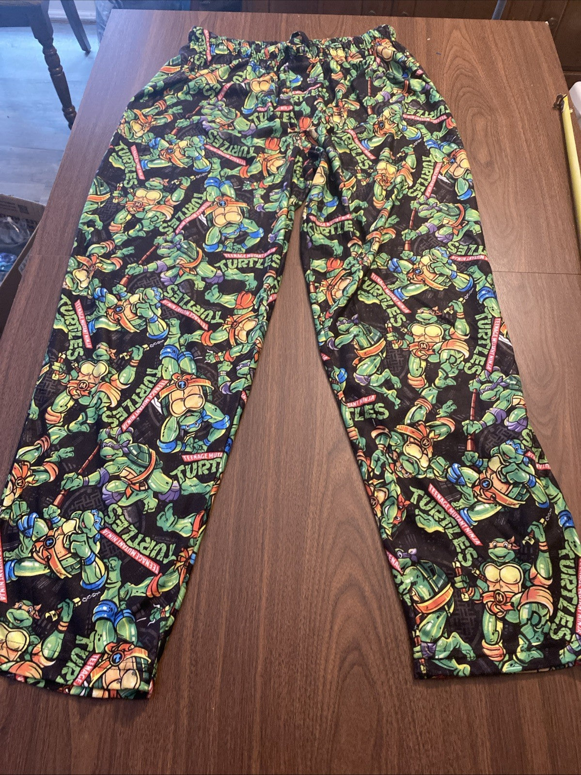 Nickelodeon youth pajamas size large Teenage Mutant Ninja Turtles