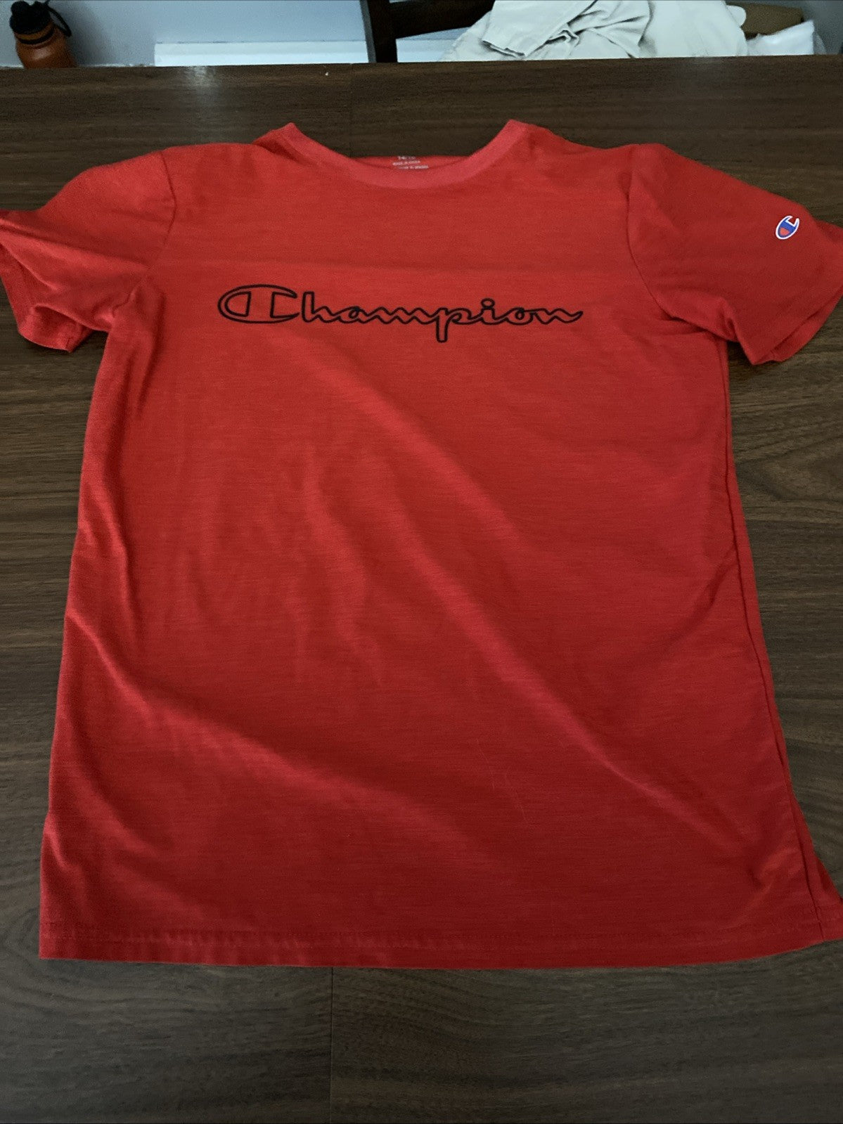 Champion  Boys sz 14/16 Red short sleeves T-Shirt Mint Condition