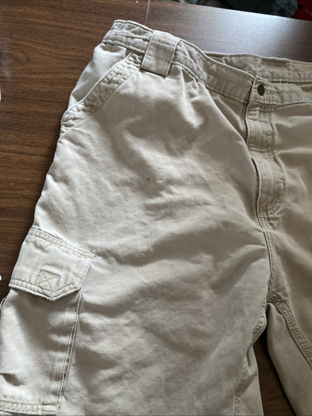 Carhart men’s shorts cargo style size 40 free shipping