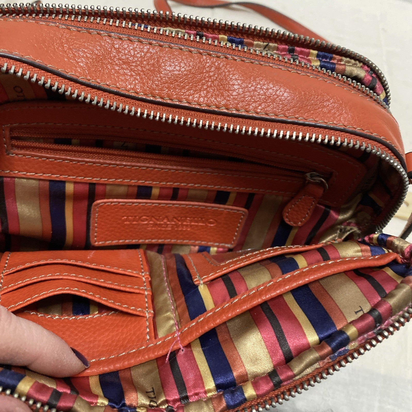 Tignanello Crossbody/Shoulder Women’s Bag/Pebbled Leather Bag Preowned