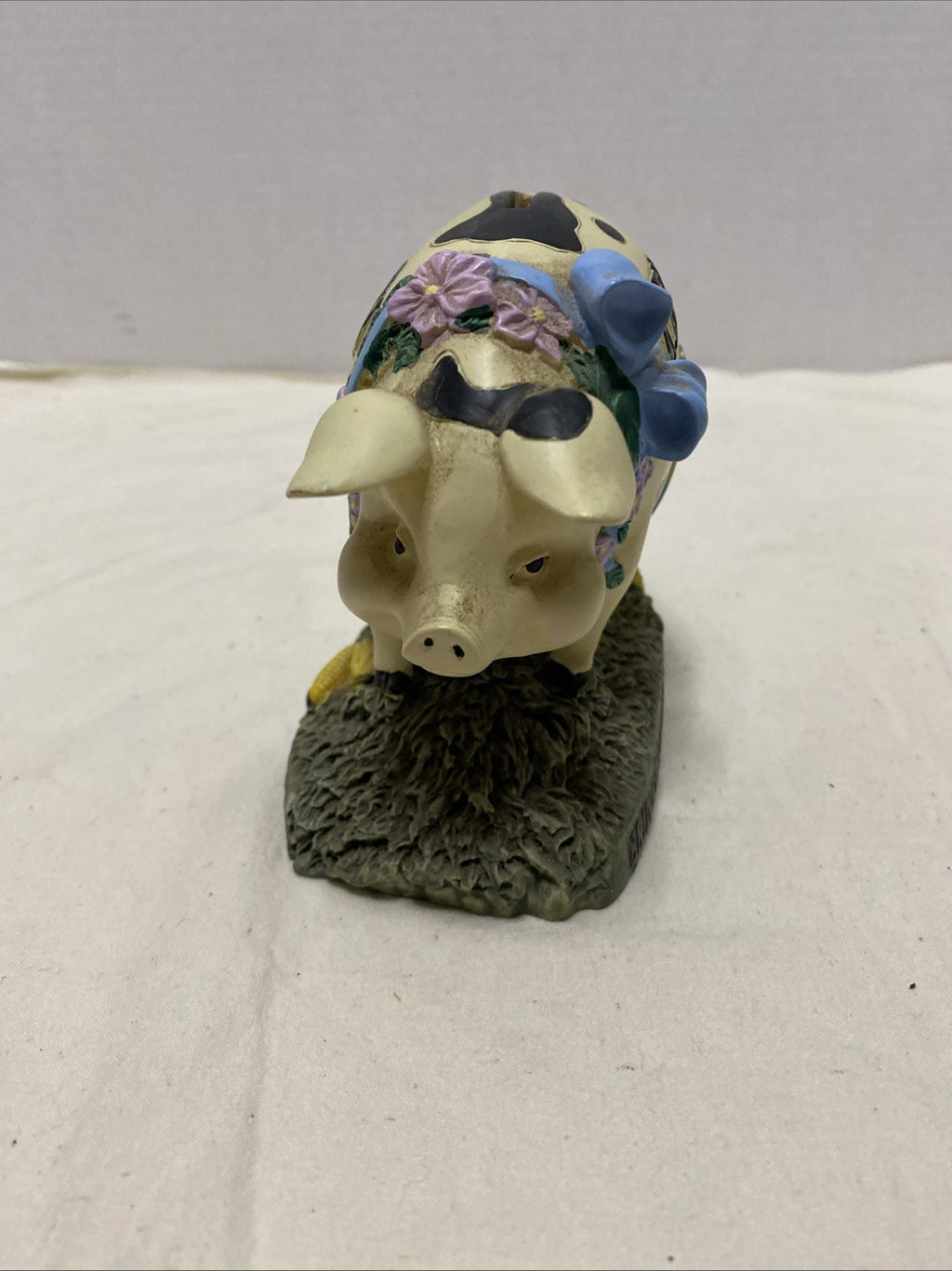 Vintage Kentucky Piggy Bank Fair 1st Place  Pig “Bringing Home The Bacon”