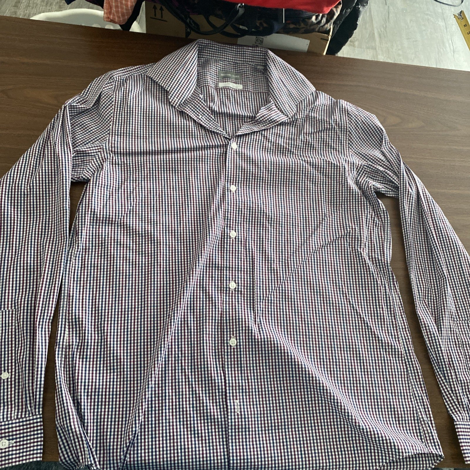 Michael Kors Mens Shirt Small Gray plaid button down air soft stretch
