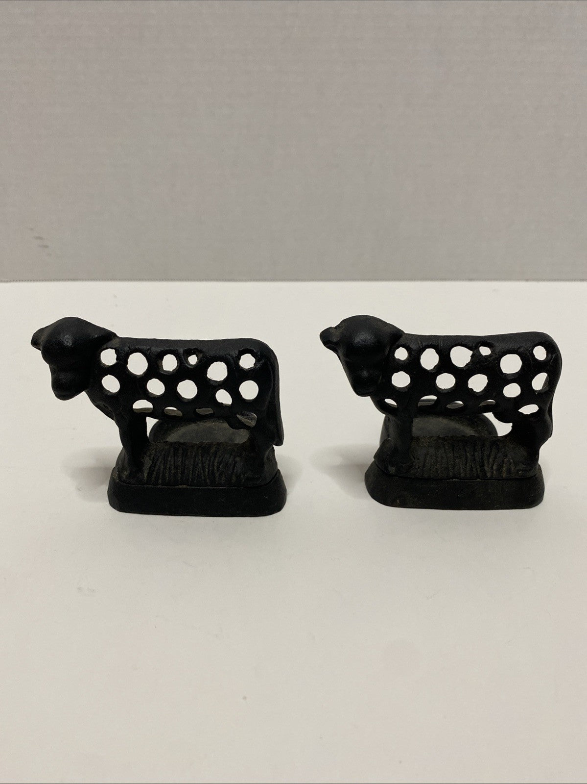 2 Vintage Cow Black Cast Iron Tea Light Candle Holder Cute Design