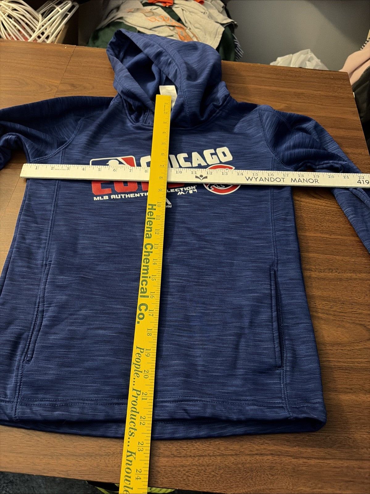 Majestic Chicago Cubs Hoodie MLB Authentic Collection, Youth Medium