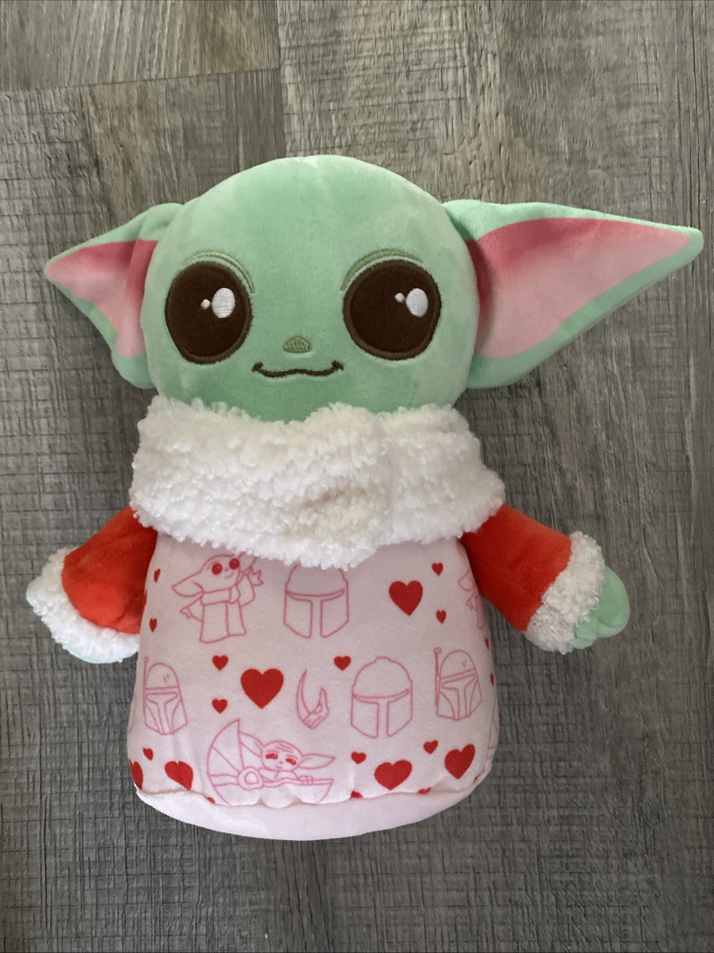 Star Wars The Mandalorian Grogu Plush Toy Valentine’s Day Edition Mattel 9”