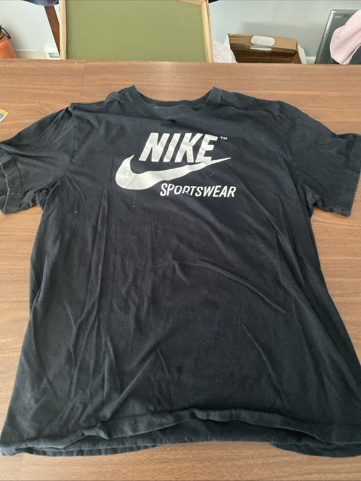 Nike Mens T-Shirt Size M Black Short Sleeve Swoosh Sportswear Free Shipping