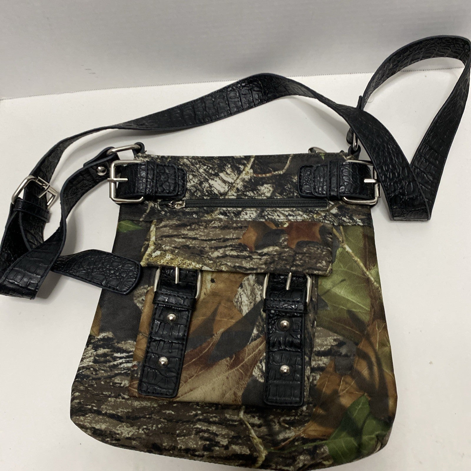 Camo Crossbody Bag Womens Adjustable Strap Multi Pocket Travel Outdoor Casual