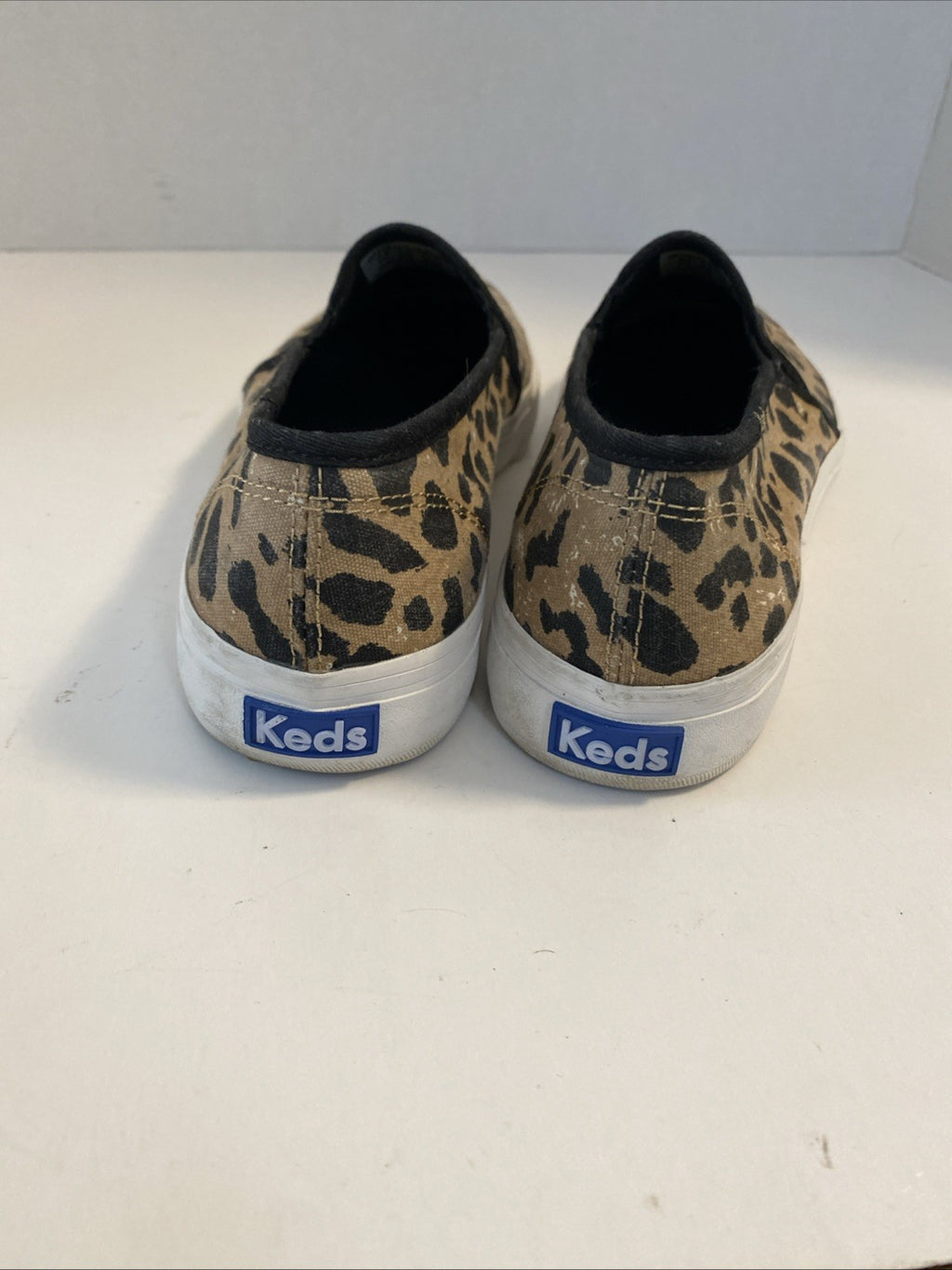 Keds women’s slip on shoes size 8 leopard pattern