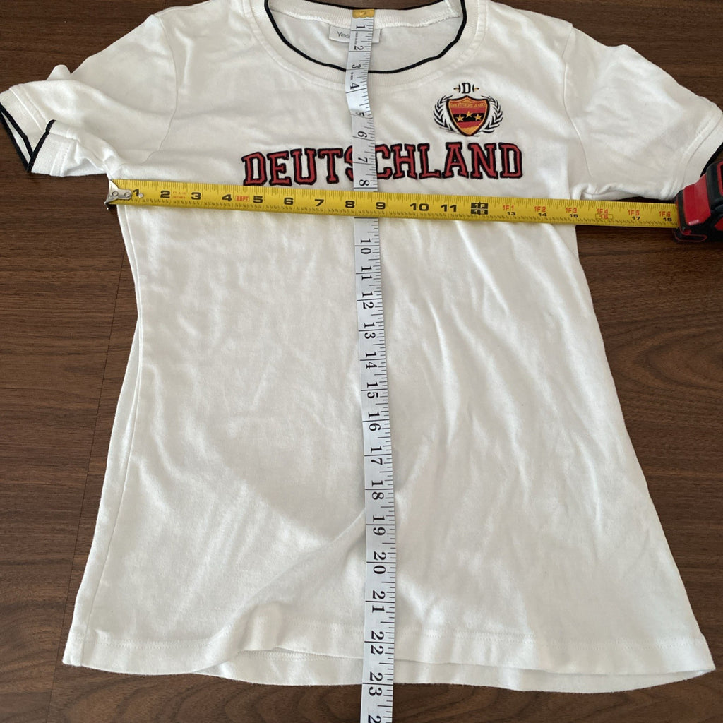 Deutschland Ringer T Size Medium Women’s Germany German Futball Europe Free Ship