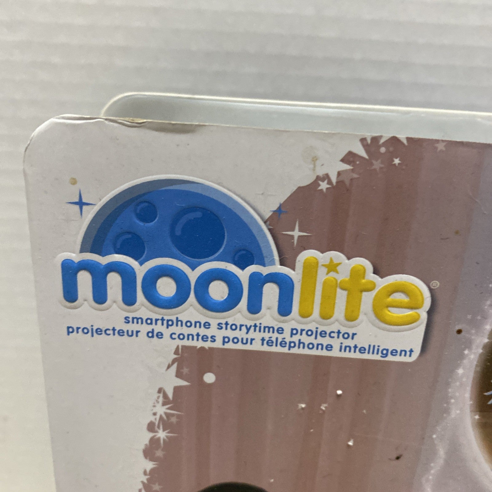 Moonlite -Pixar-Gift Pack Storybook Projector for Smartphones 5 Stories.