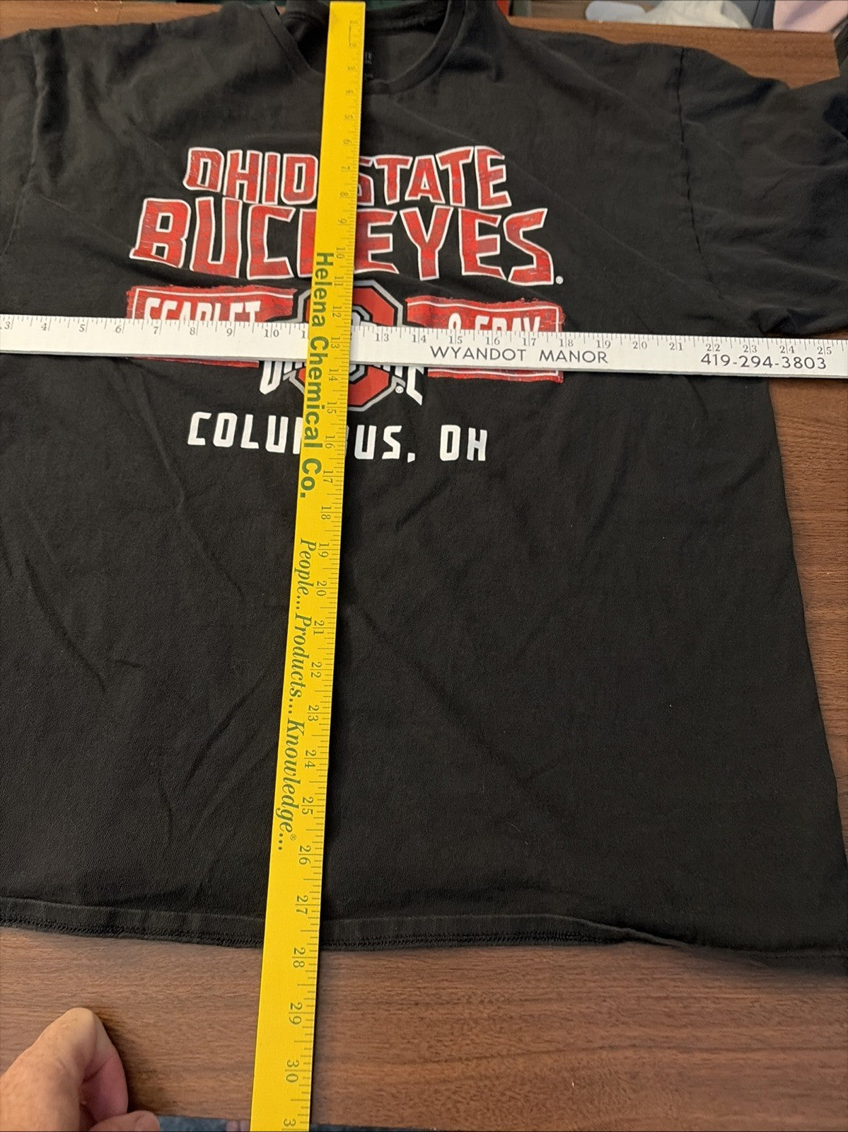 Ohio State University Buckeyes Scarlet And Gray 2XL Short Sleeve T-Shirt