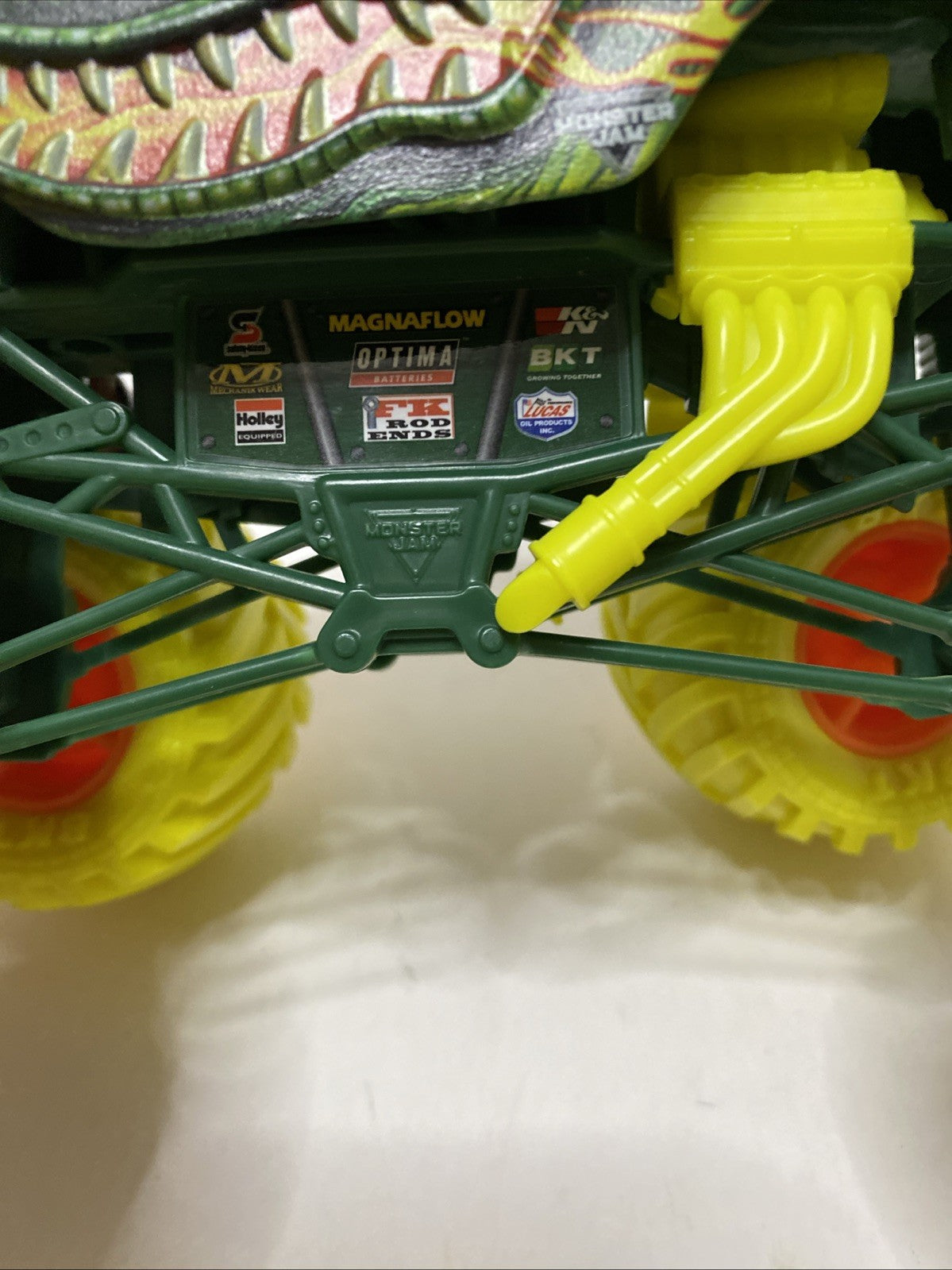 Monster Jam Truck DRAGON 1:24 Yellow Tires 2023 The BIG ONE