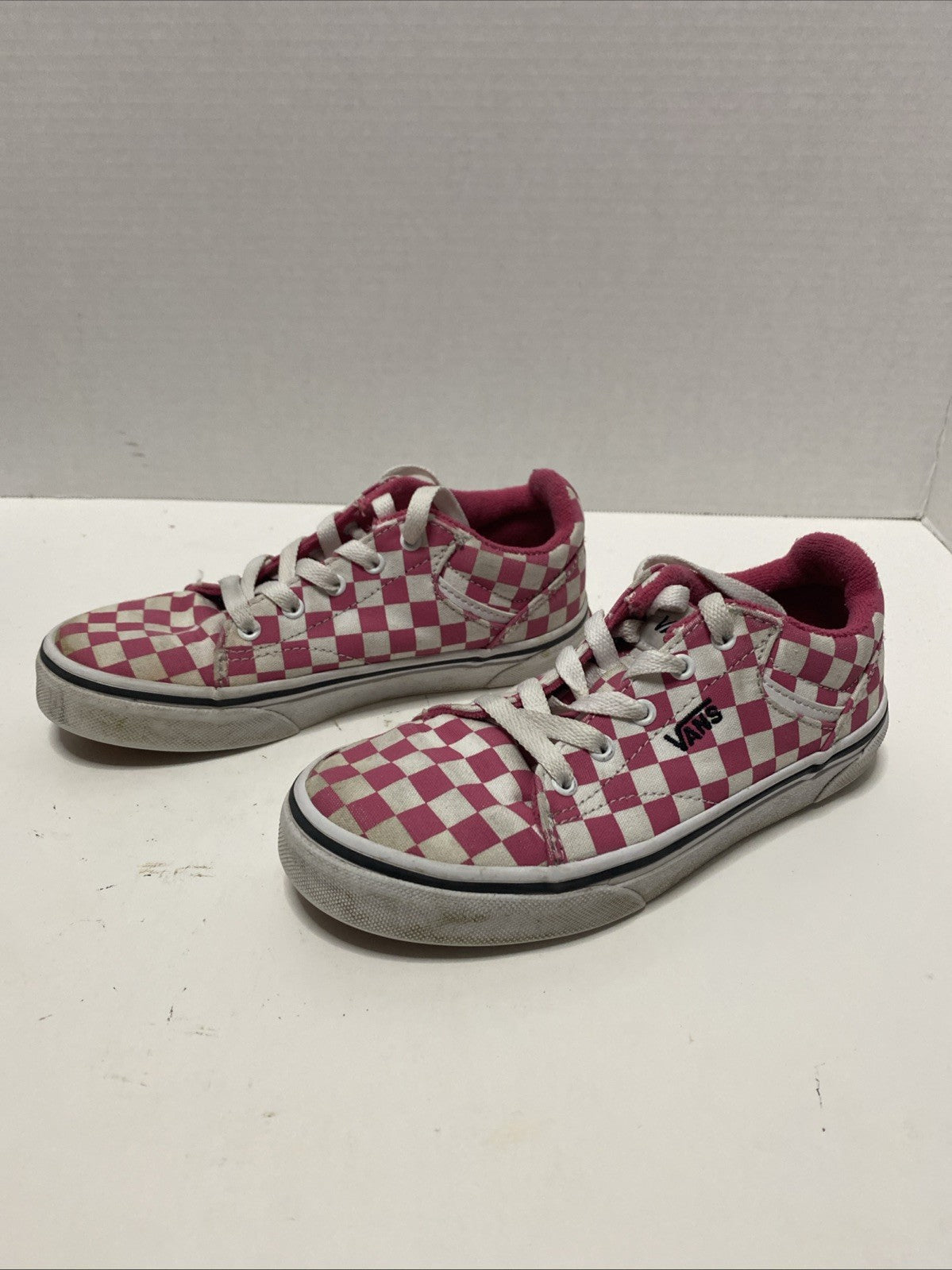Vans Seldan Checkerboard Honeysuckle Fuchsia Girl's Skate Shoes Size Y1 Pink