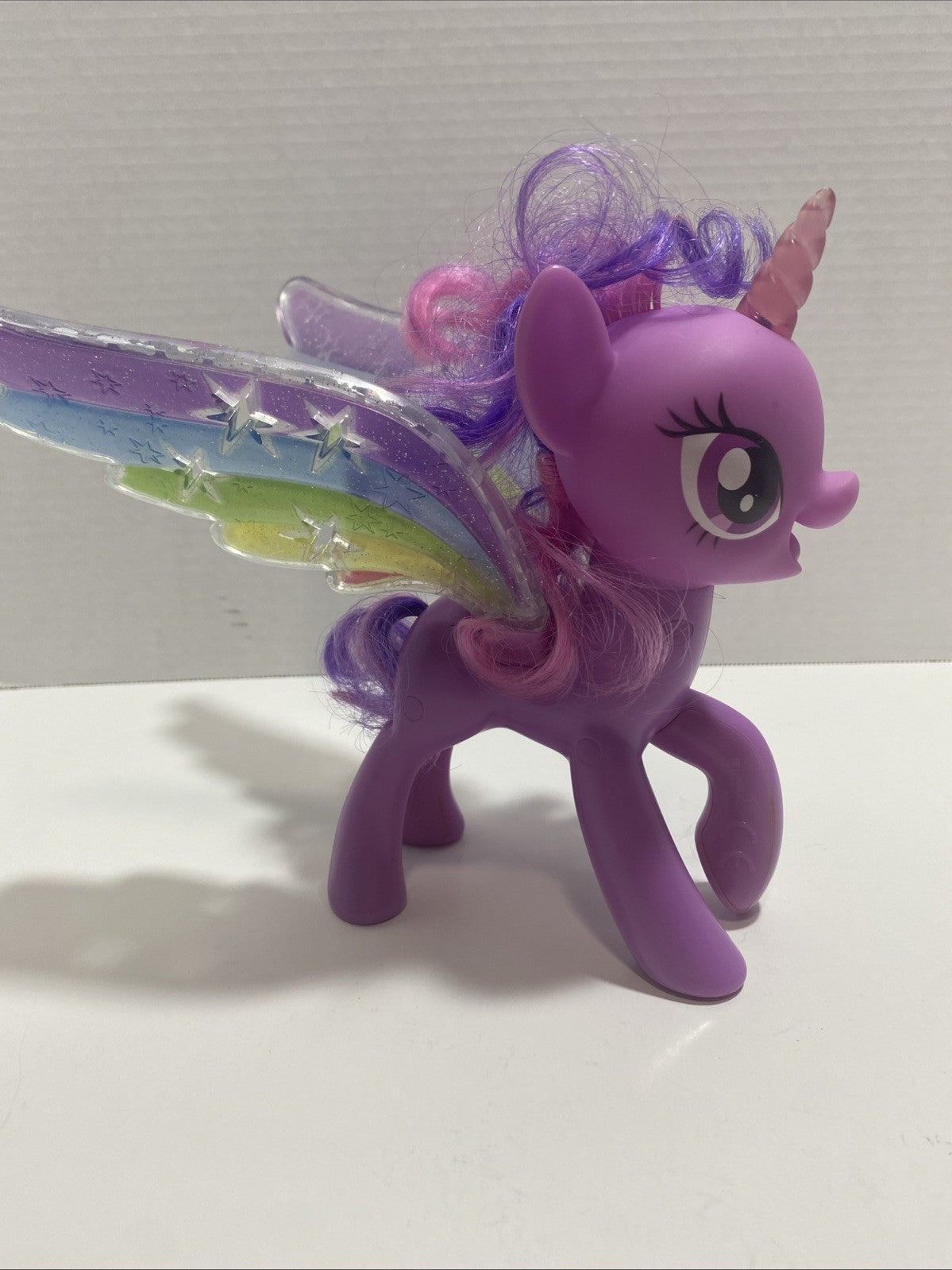 My Little Pony Light Up Rainbow Wings Twilight Sparkle Pony Figure 8"