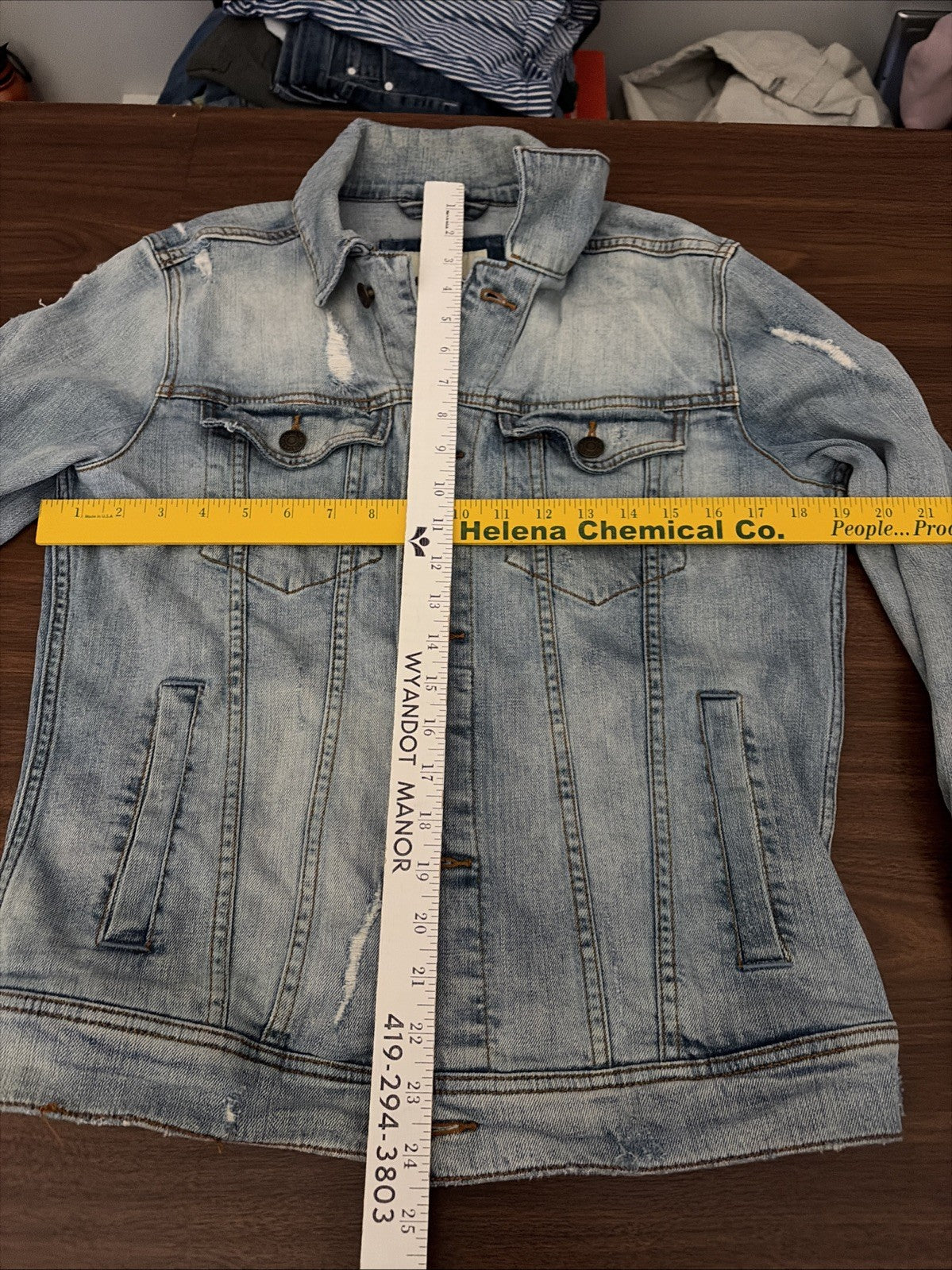 HOLLISTER Advanced Stretch Distressed Denim Jean Jacket Men S