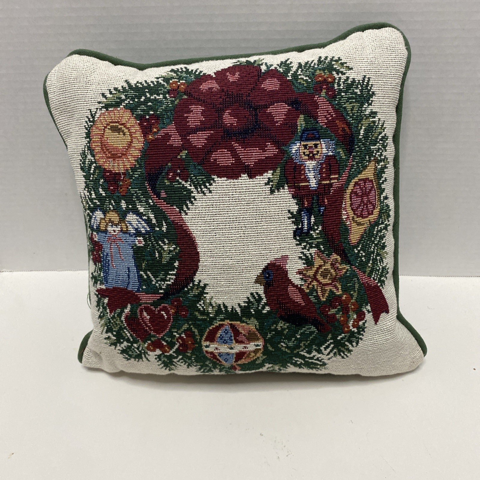 Vtg Needlepoint Tapestry Throw Pillow Wreath Nutcracker Angel Cardinal Christmas