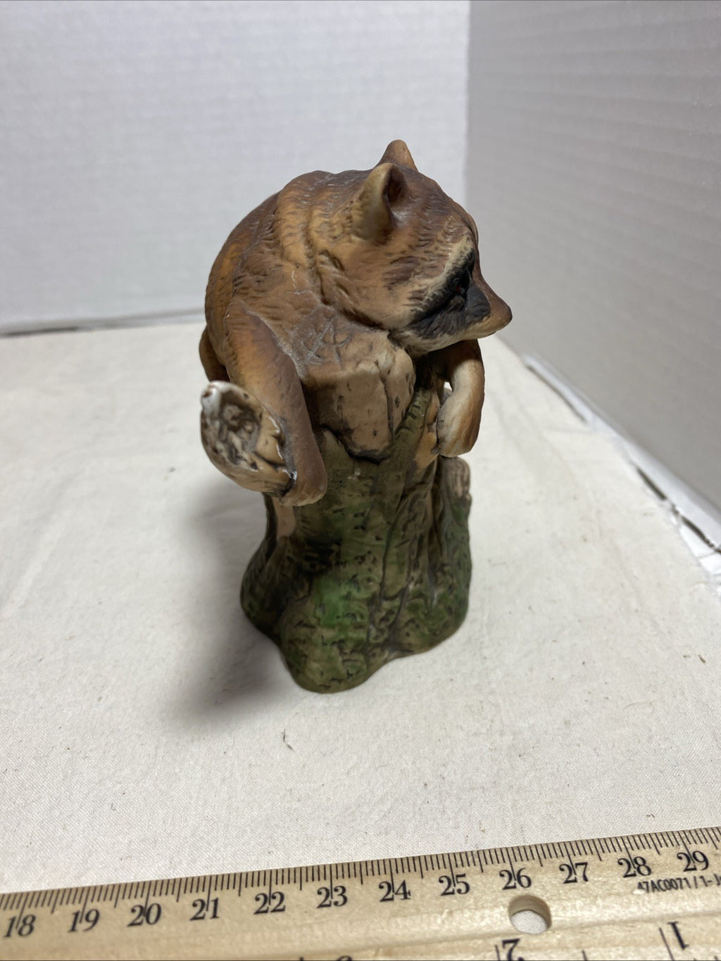Raccoon on Tree Stump Enesco  Ceramic Bisque Figurine  5 in E9025