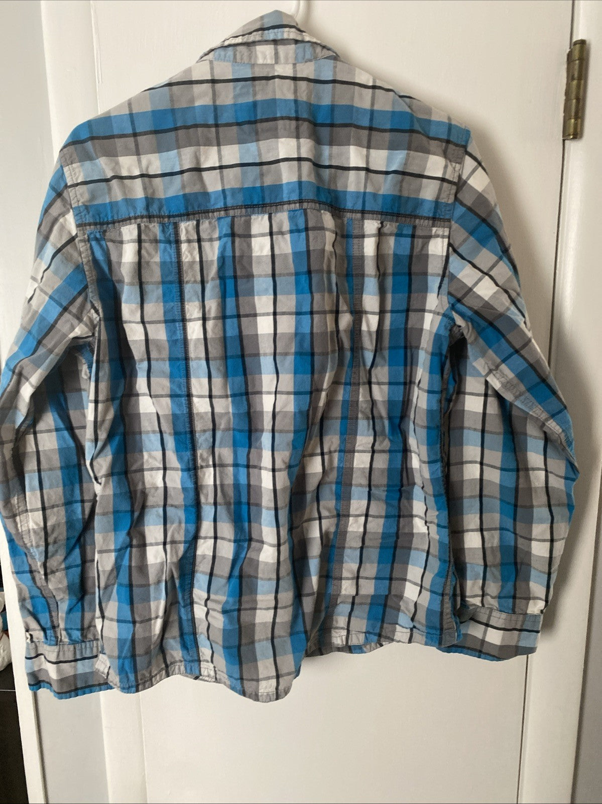 OP Mens Medium M Shirt Long Sleeve Button Front Gray Blue Black Plaid