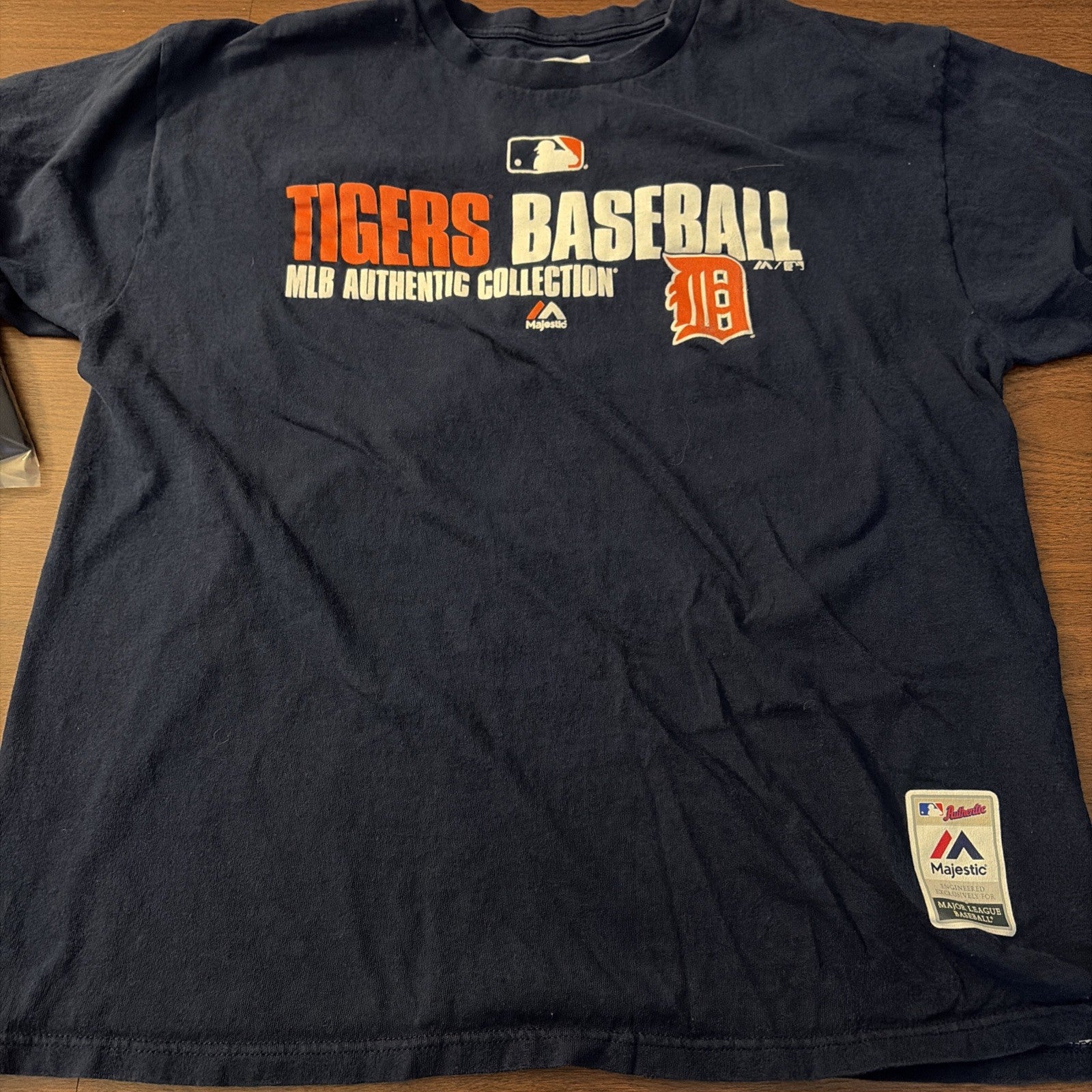 Detroit Tigers Men's Majestic Authentic MLB Short Sleeve T-Shirt - XL