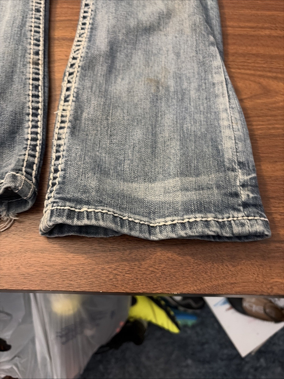 Grace In LA Women’s Distressed Denim Jeans Size 25