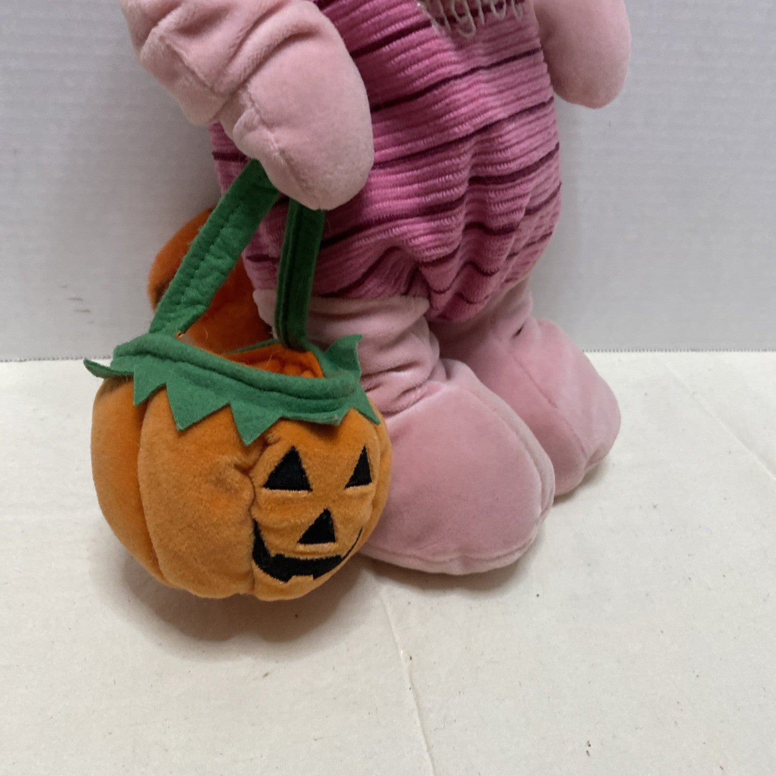 Disney Store Plush Tigger Piglet Costume Pumpkin - Vintage