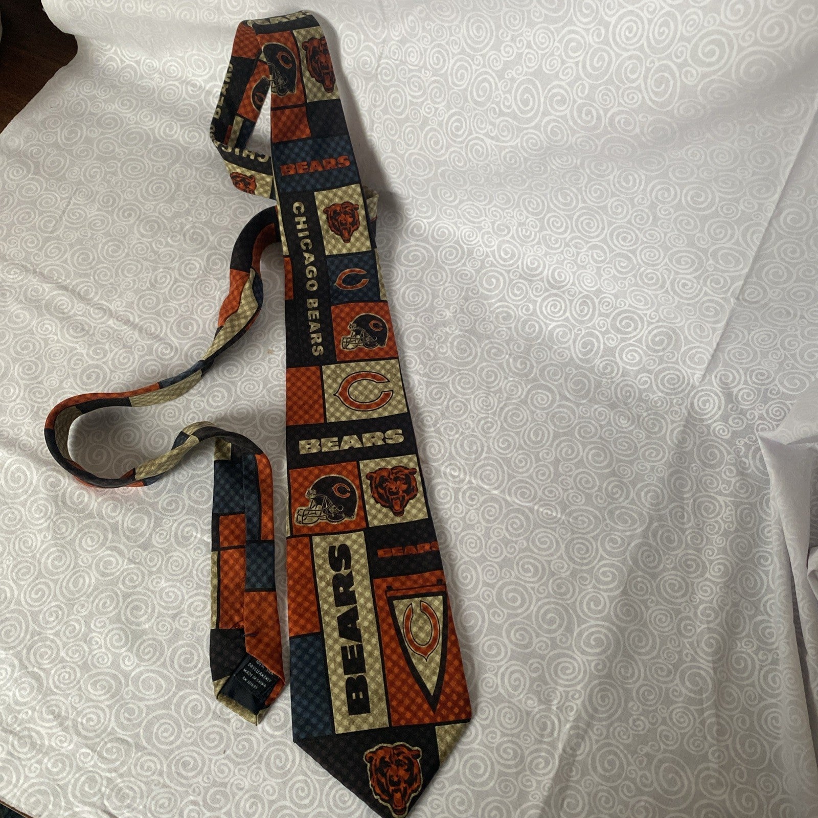 NFL Chicago Bears Men's Plaid Style Necktie by Eagles Wings