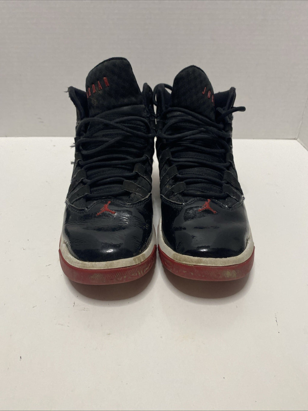 Size 6 - Jordan Max Aura Black Needs New Laces