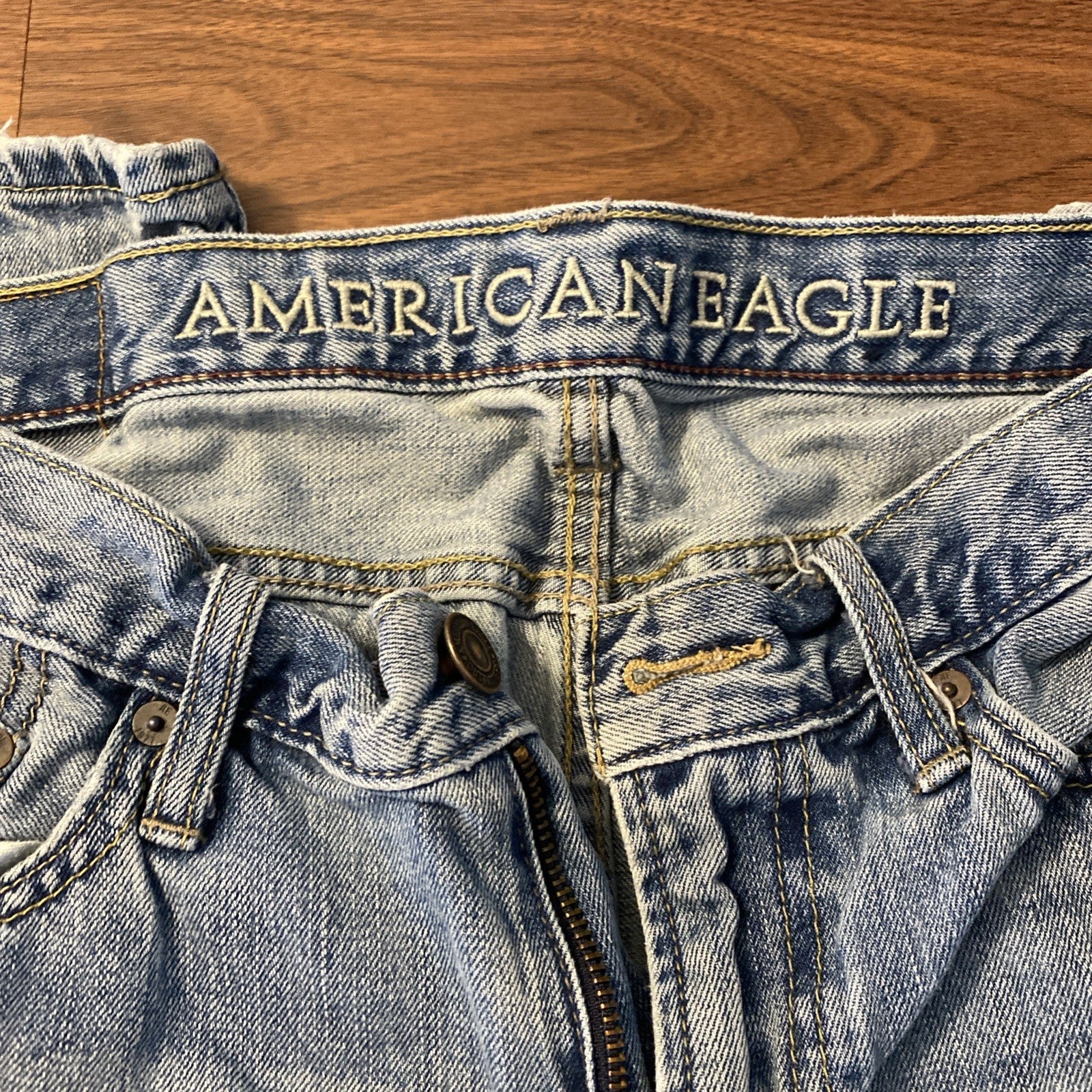 American Eagle jeans low rise boot 30x34