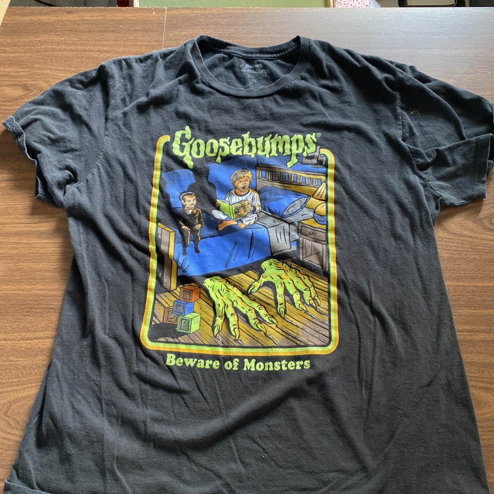 Goosebumps Beware Of Monsters Black Short Sleeve Graphic T Shirt Size XL