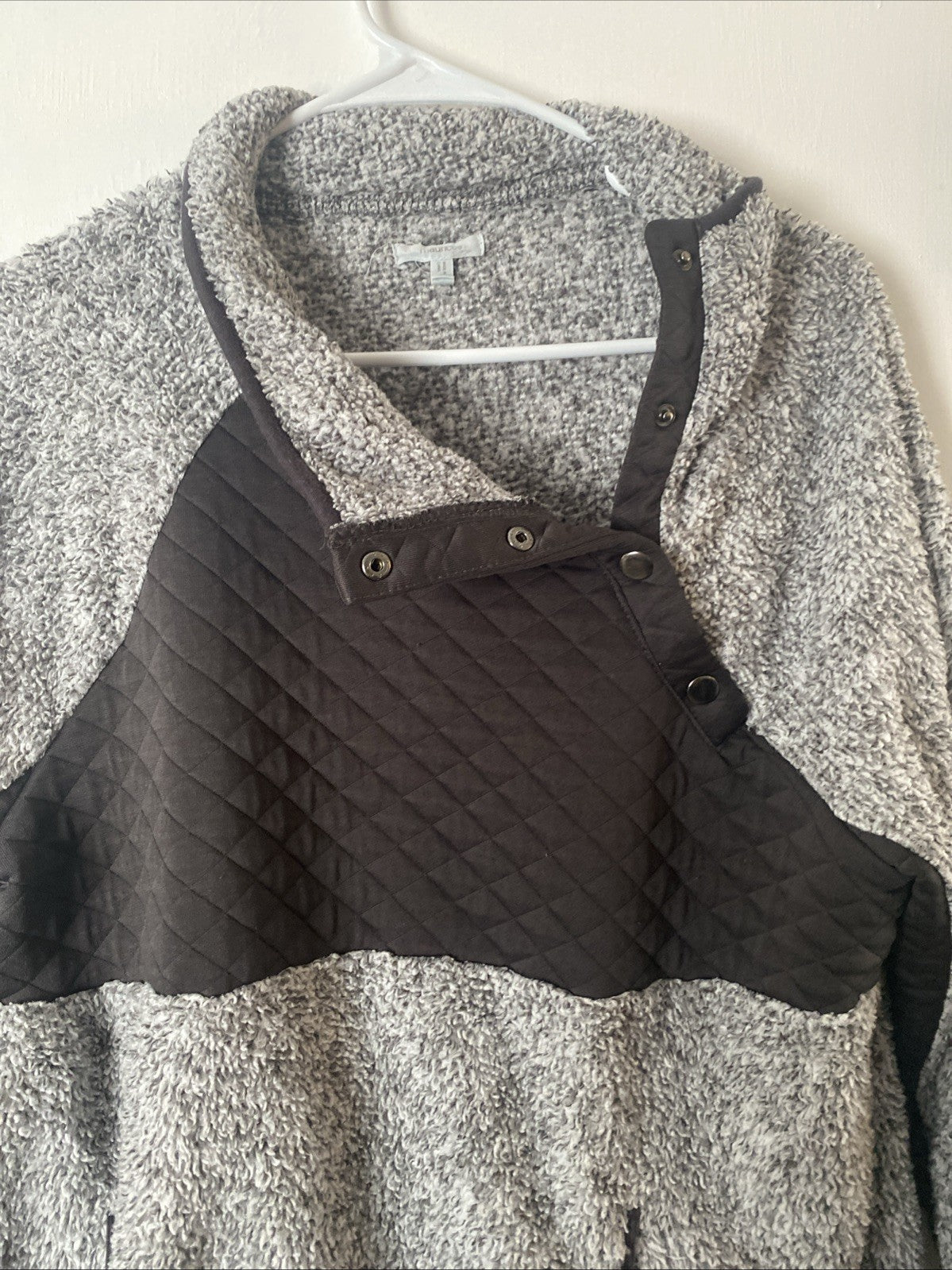 Maurices Women's Long Sleeve  Pullover Tops Sweater With Asymmetrical Snap  XL