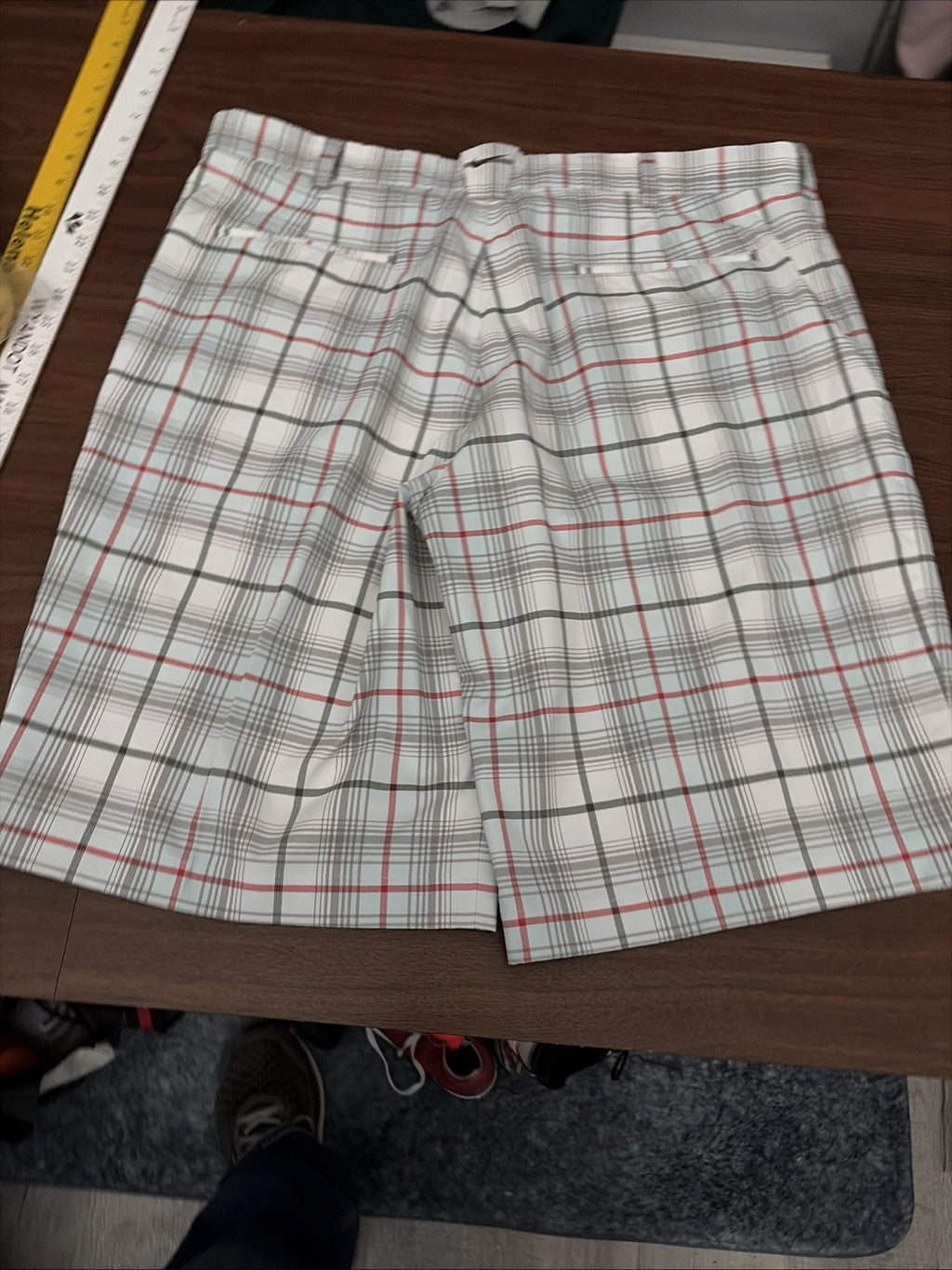 Nike Golf Men’s Plaid Shorts Size 38