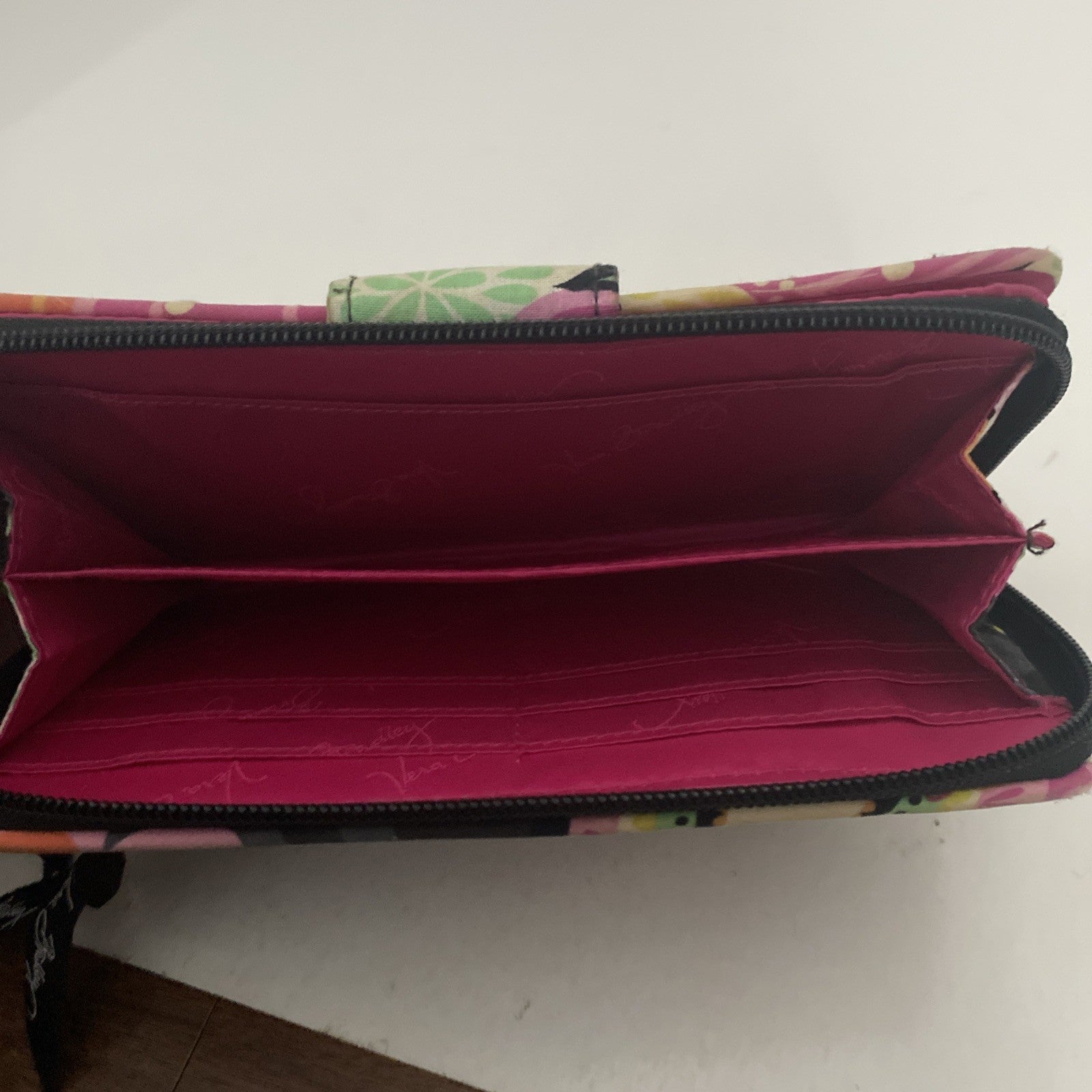 Vera Bradley Clutch Zipper Paisley Wallet