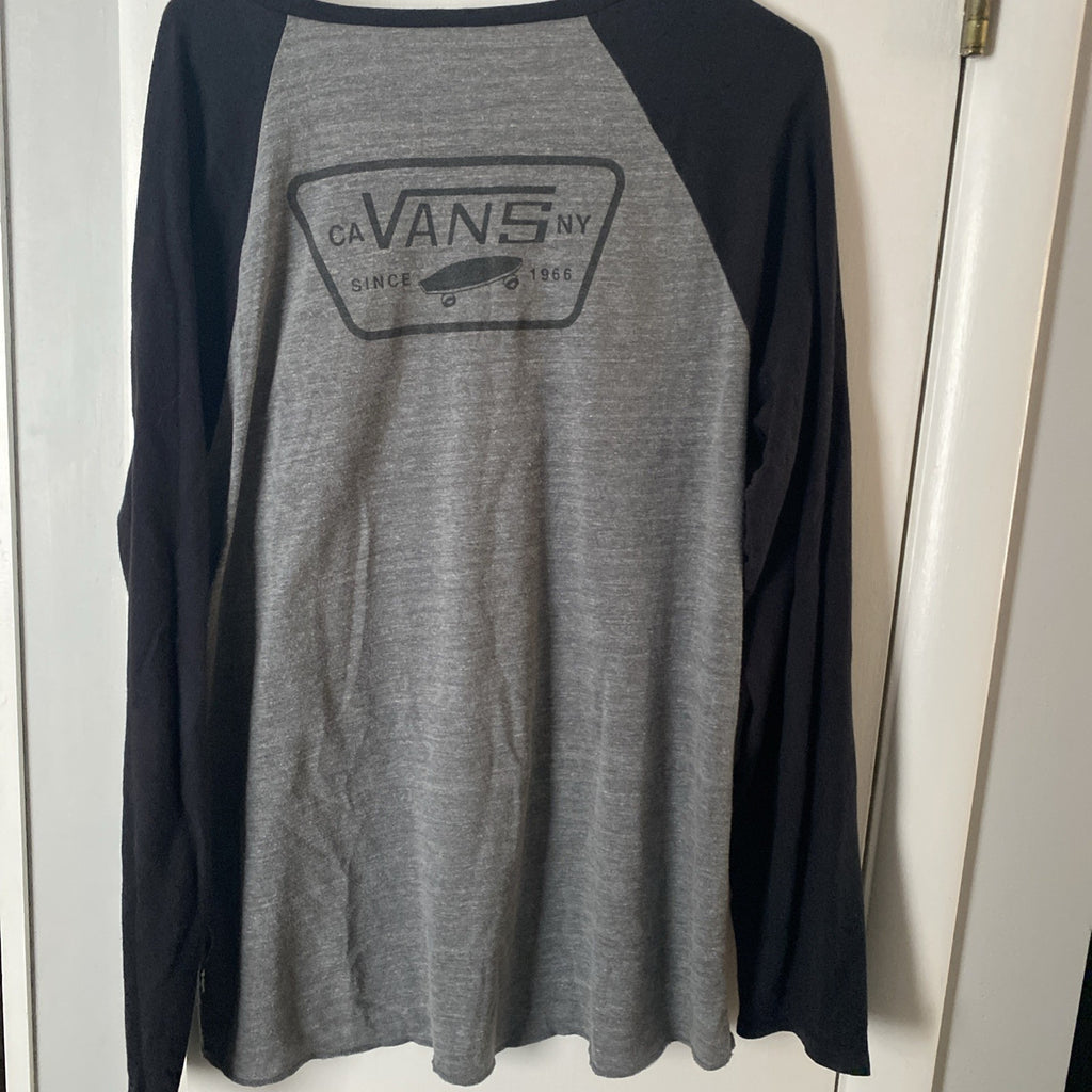 Vans Off The Wall Men’s Long Sleeve Gray  Pullover Logo Shirt Large